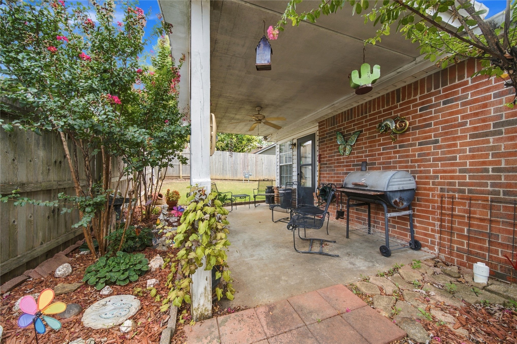 1705 W Fort Worth Street Property Photo 29