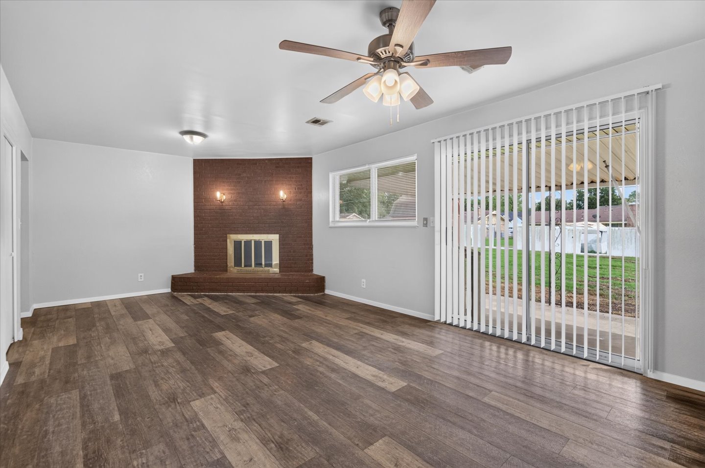 5101 Bridle Road Property Photo 9
