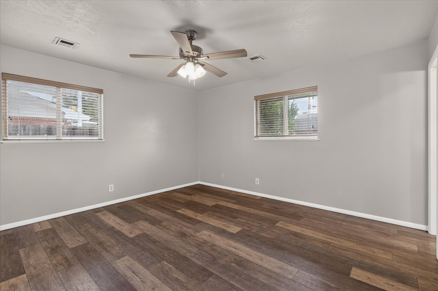 5101 Bridle Road Property Photo 15