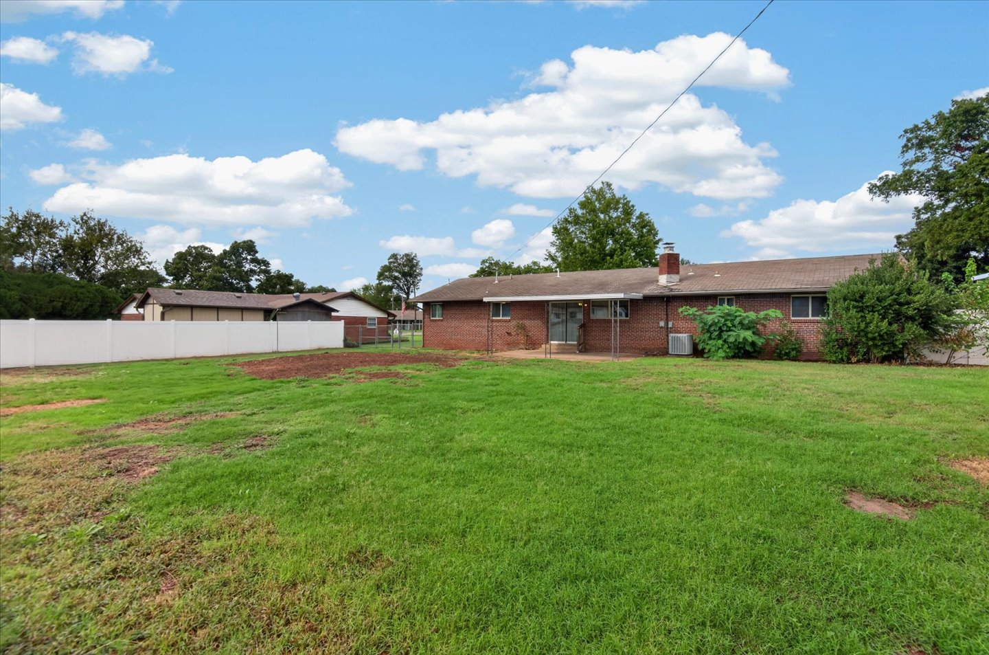 5101 Bridle Road Property Photo 25