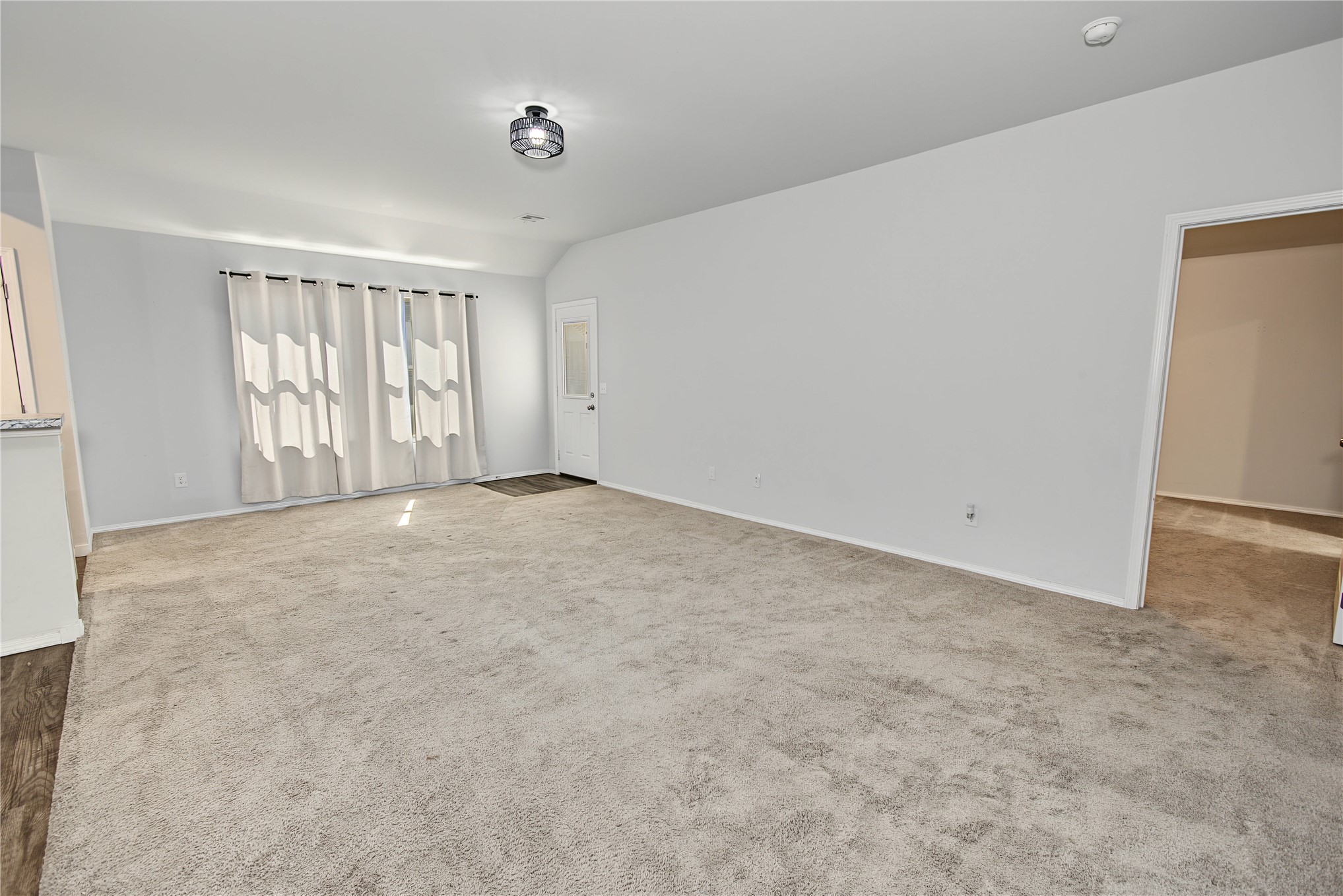 3633 E Augusta Avenue Property Photo 3