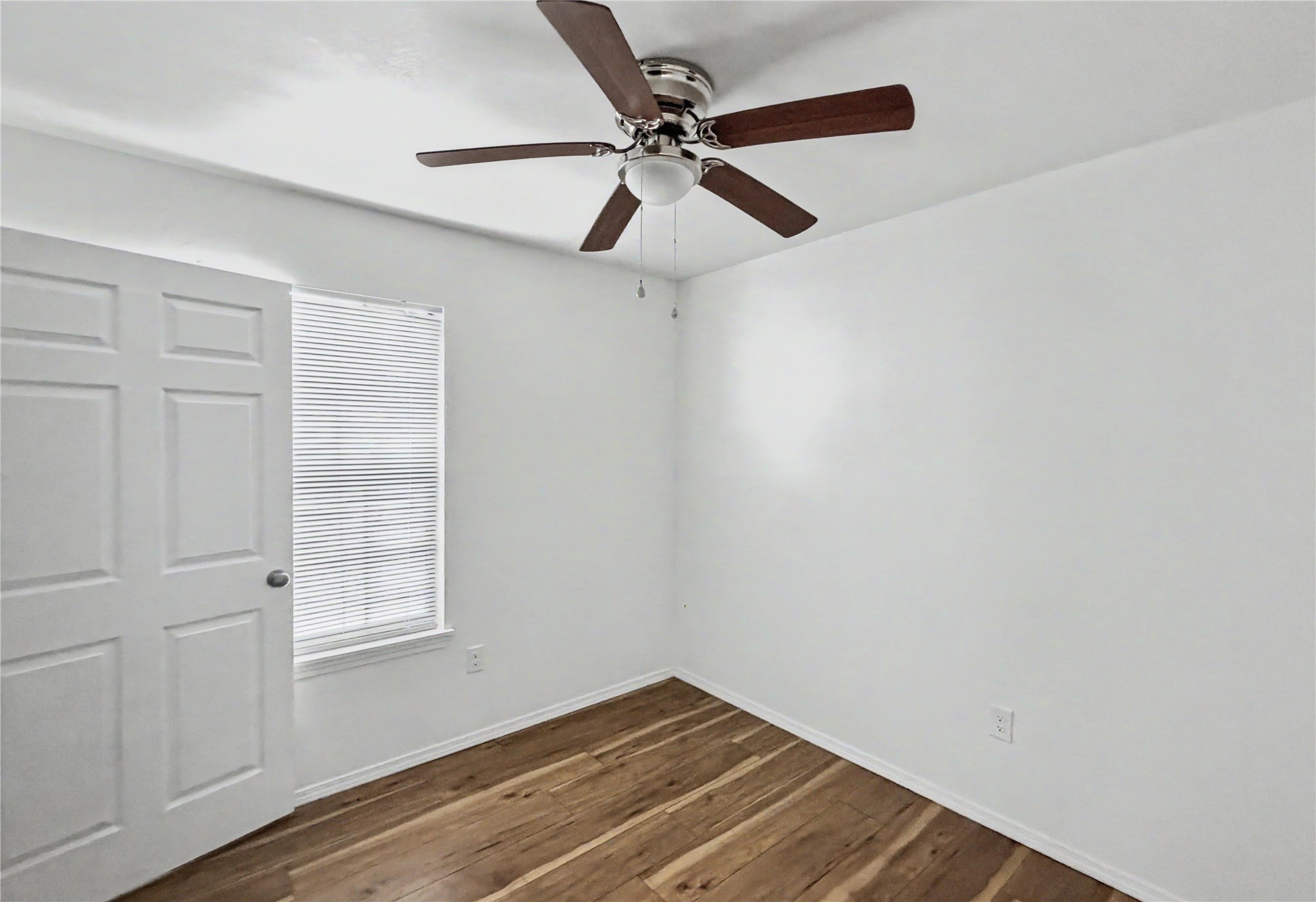18333 Hilltop Circle Property Photo 13