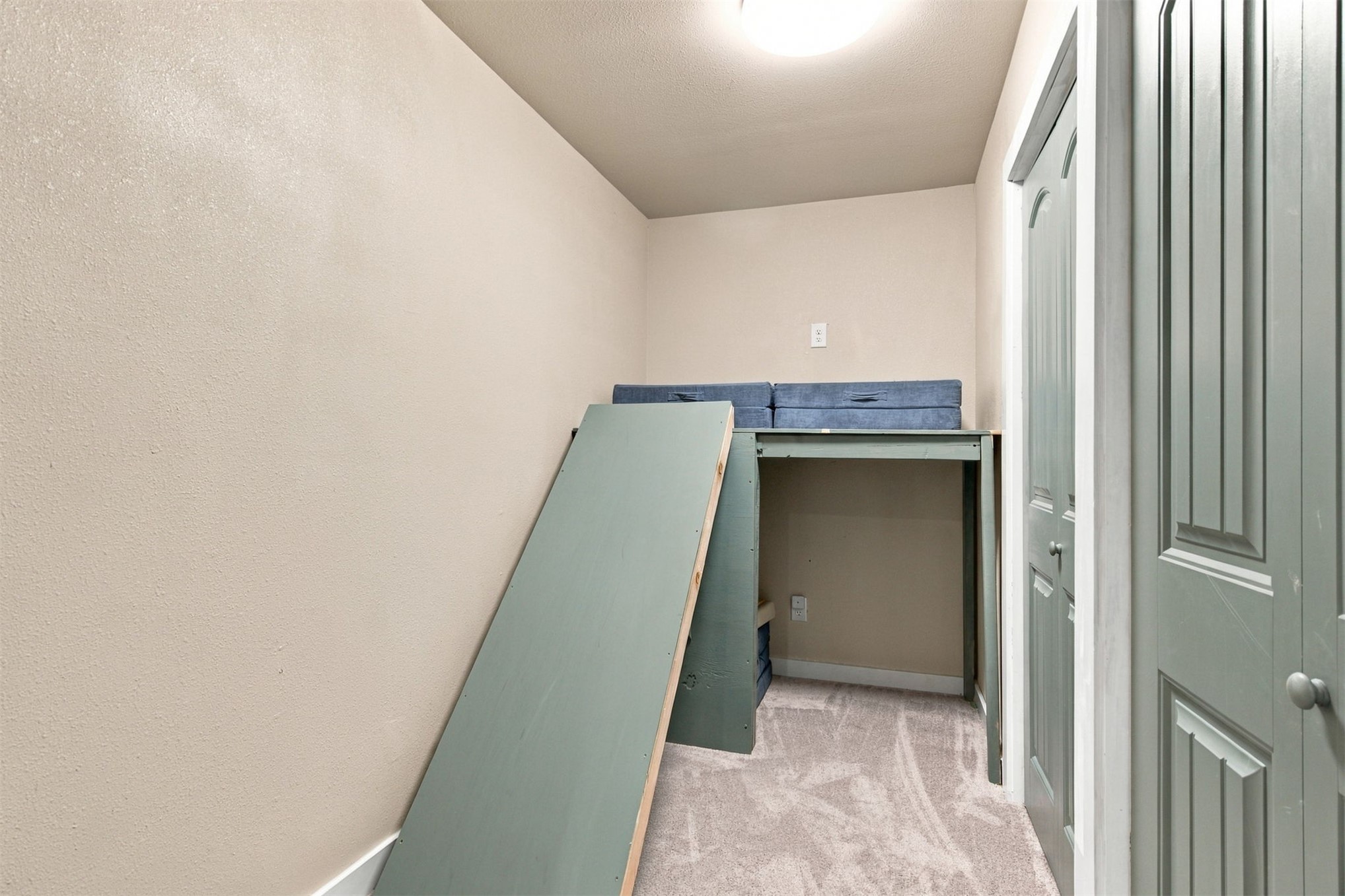 468 High Point Lane Property Photo 43