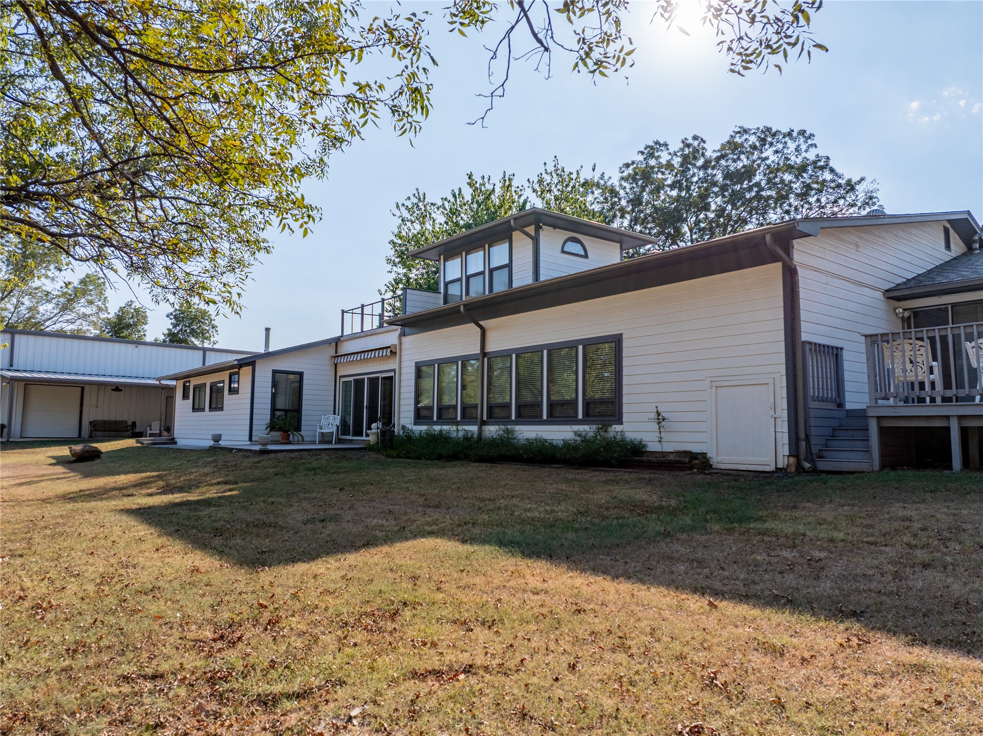 7410 Grapevine Drive Property Photo 5