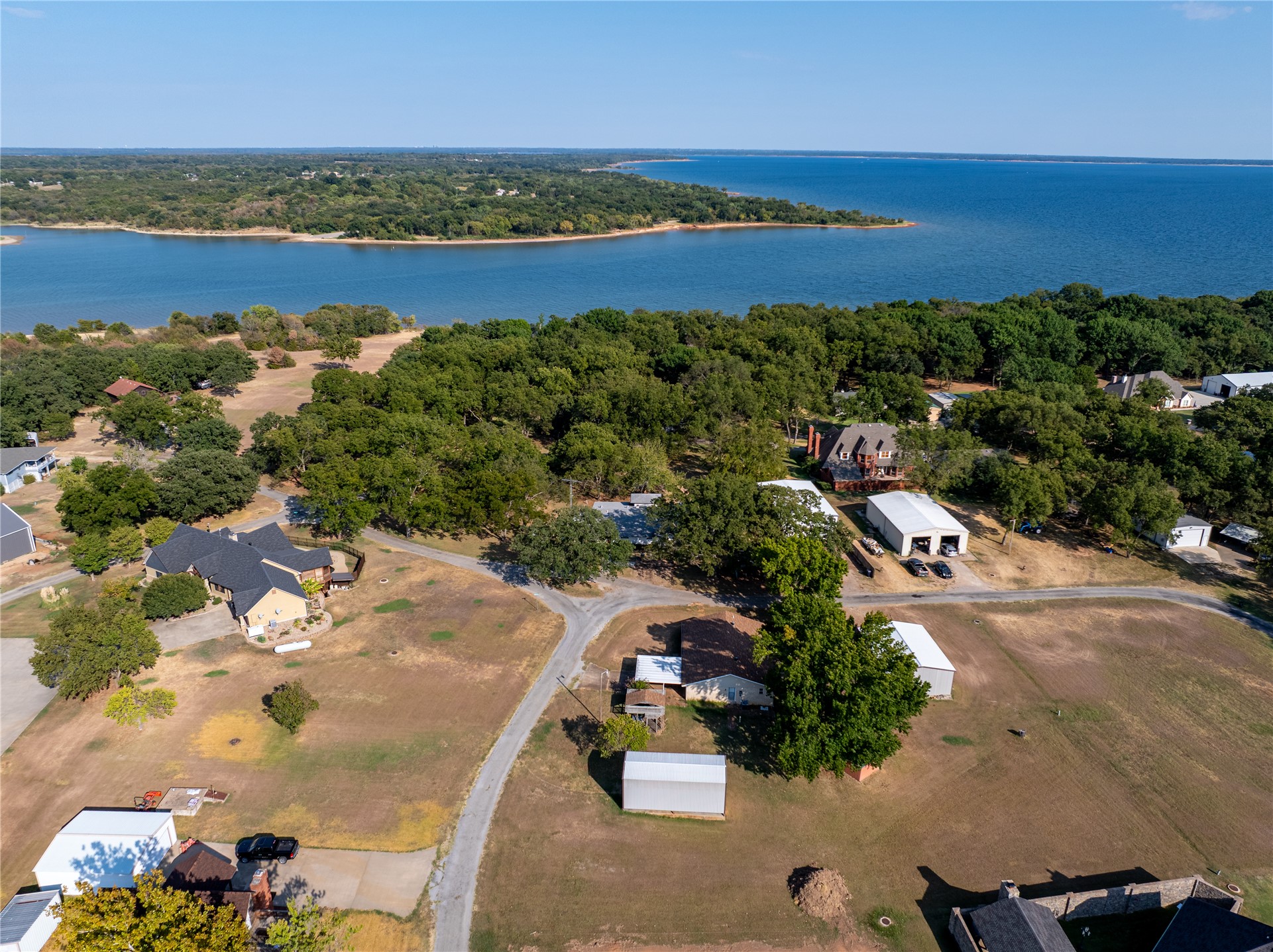 7410 Grapevine Drive Property Photo 10