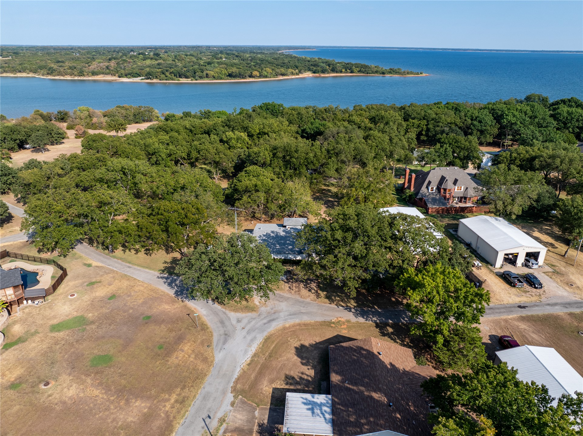 7410 Grapevine Drive Property Photo 11