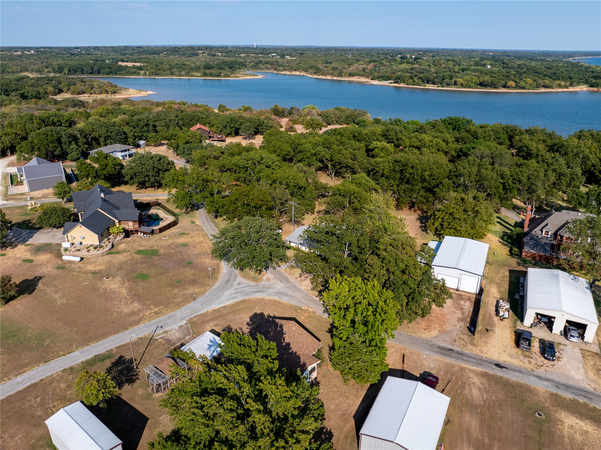 7410 Grapevine Drive Property Photo 12
