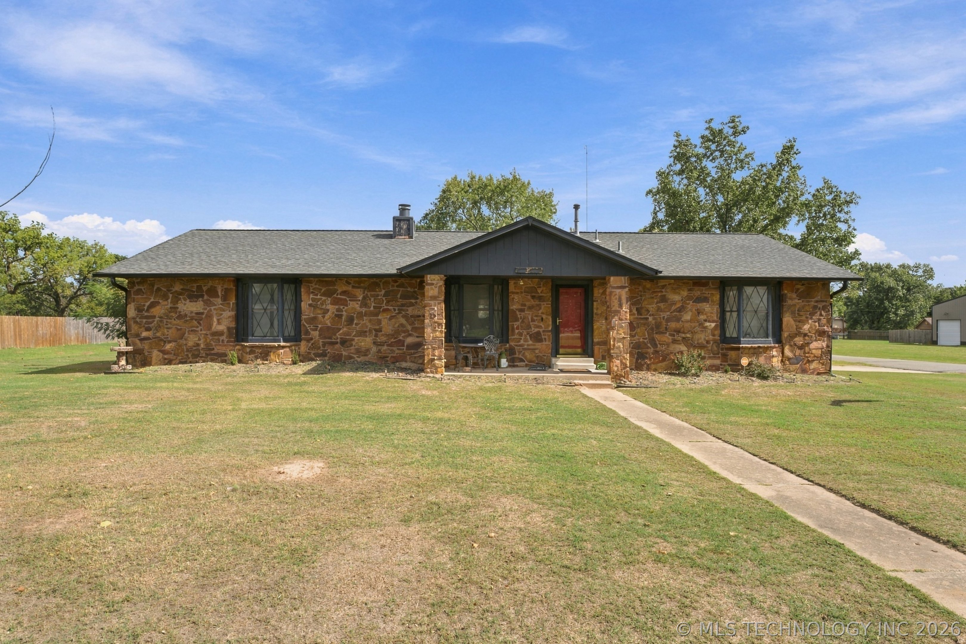 1311 S 216th West Avenue Property Photo 4