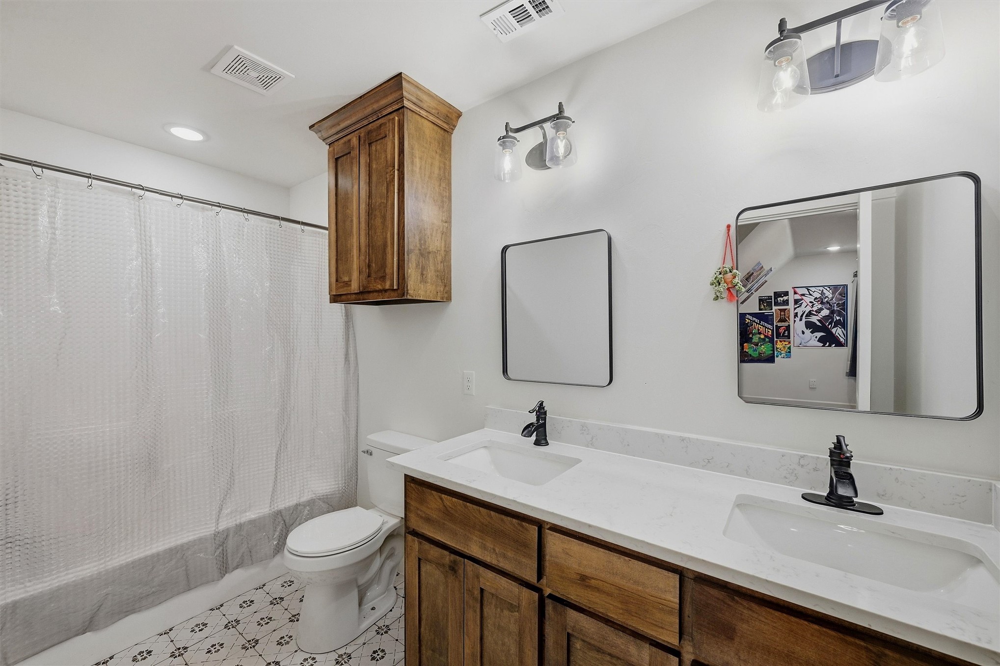 311 Xeno Way Property Photo 32