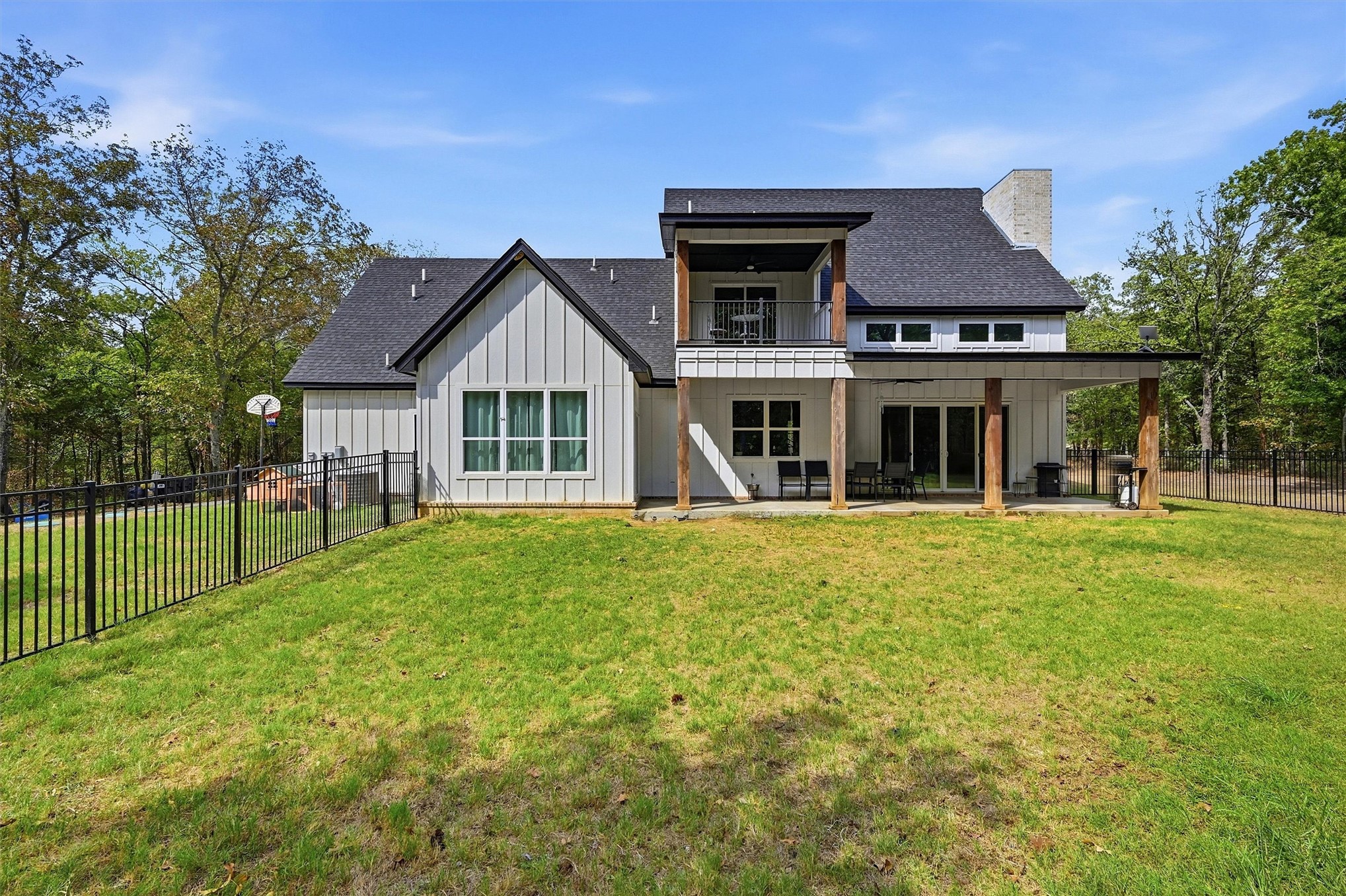 311 Xeno Way Property Photo 46