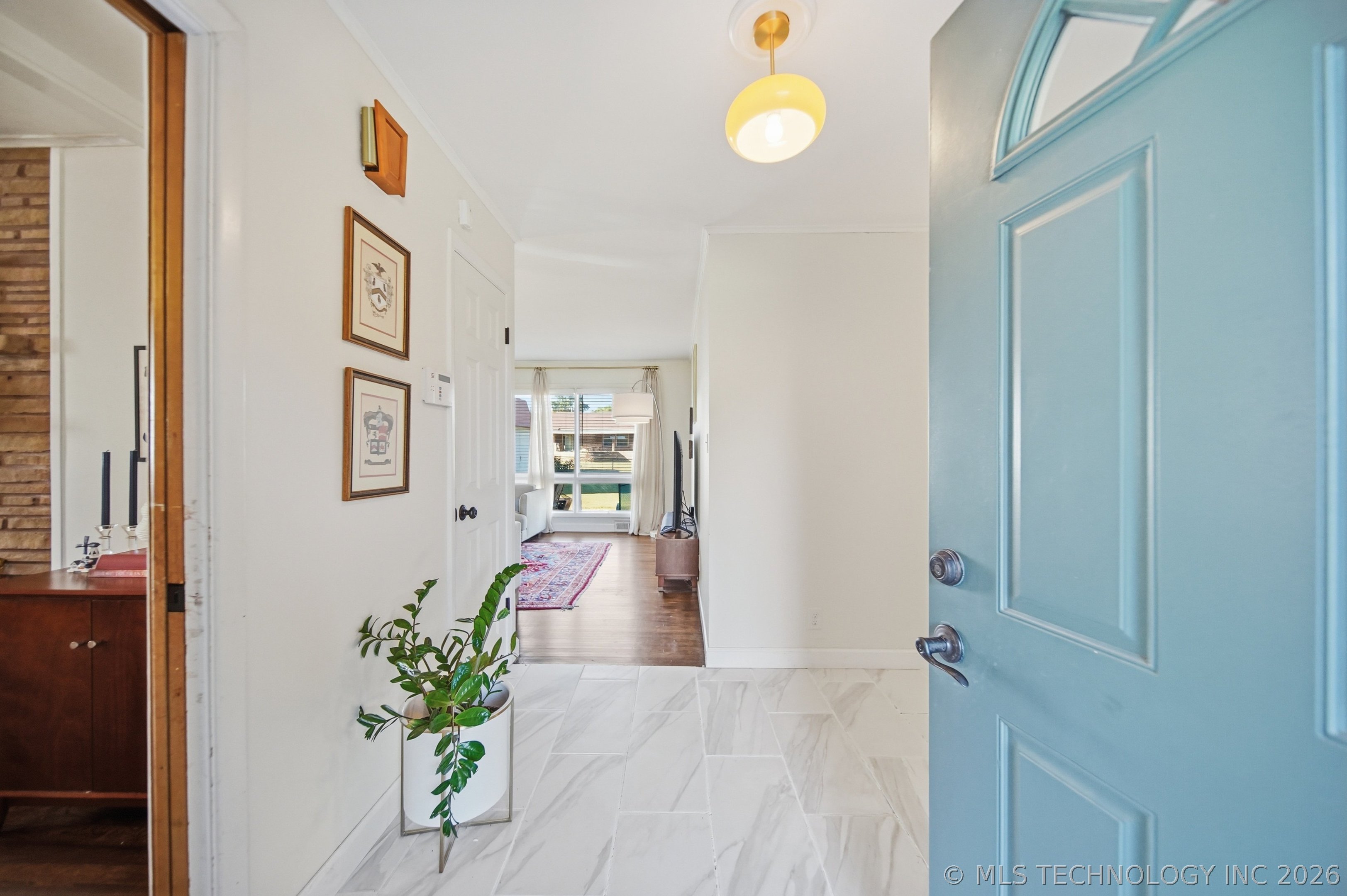5327 E 20th Street Property Photo 5