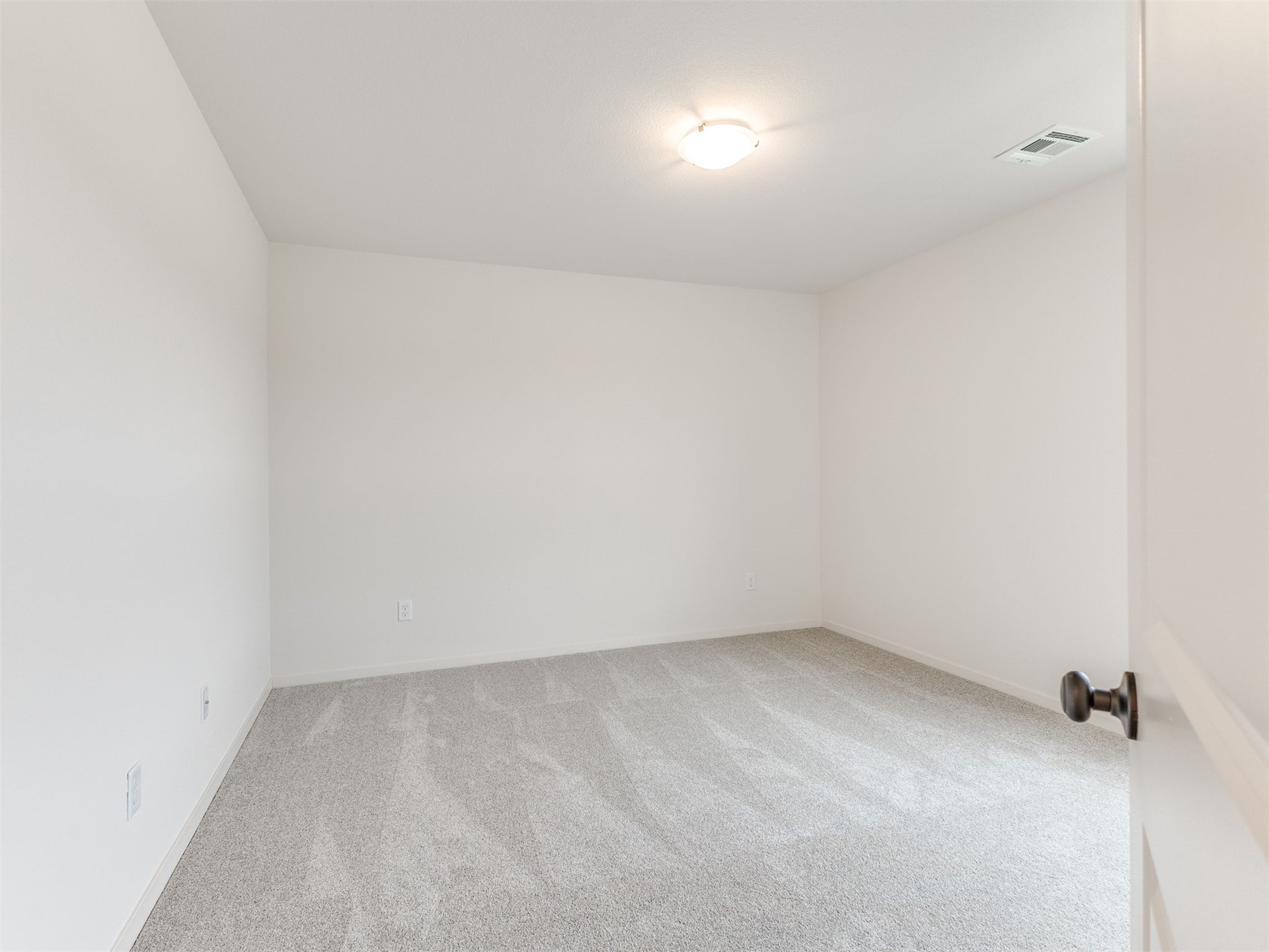 14739 S College Place Property Photo 36