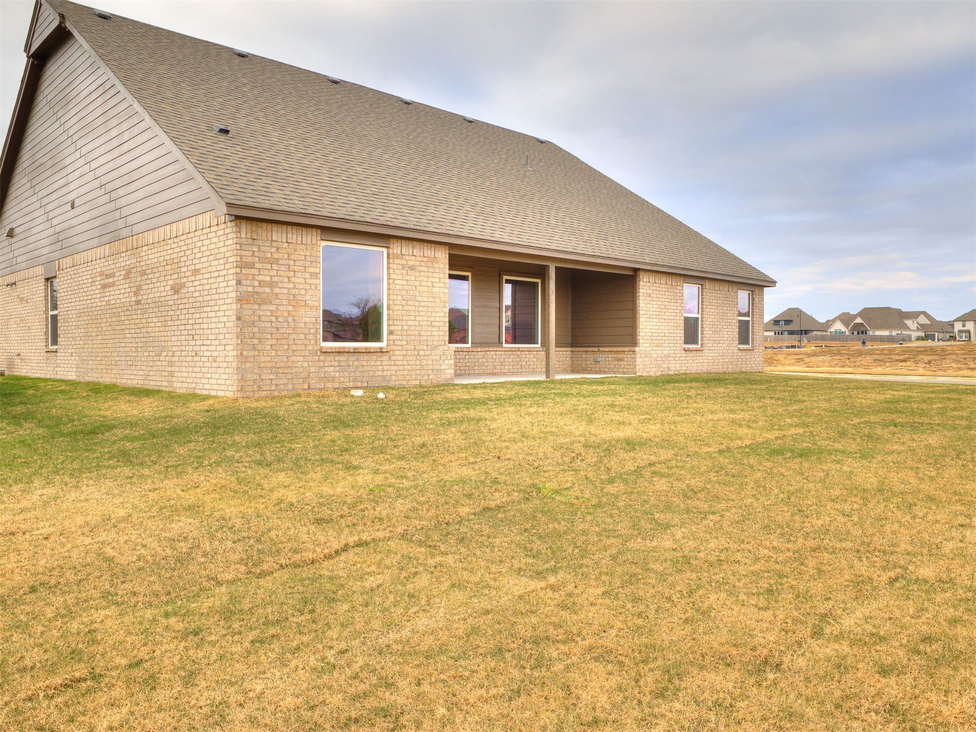14739 S College Place Property Photo 45