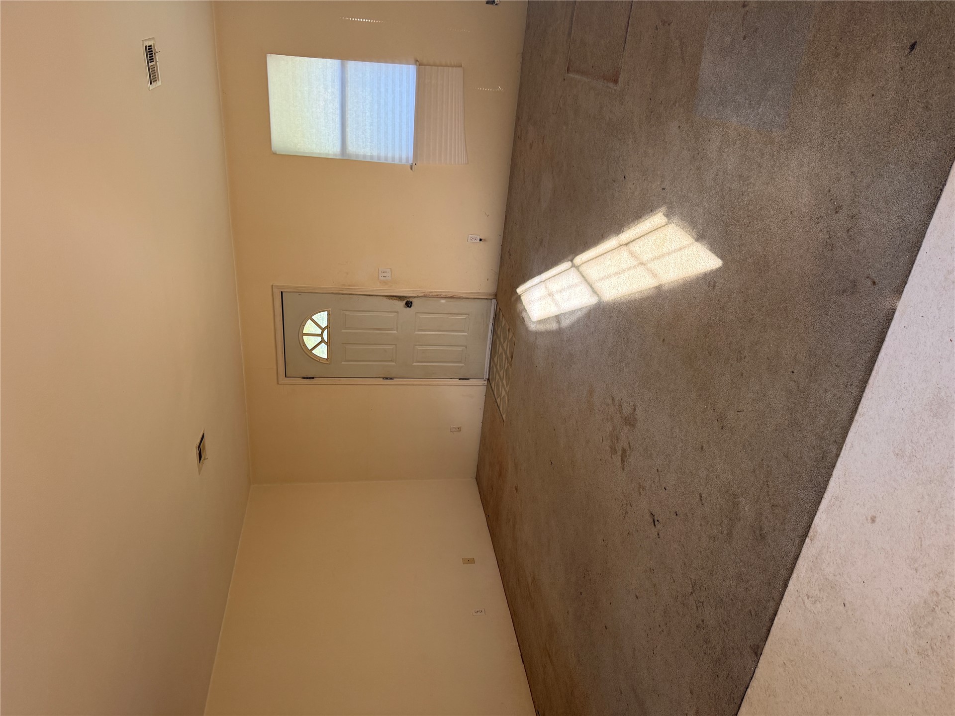 3302 S Campbell Creek Road Property Photo 15