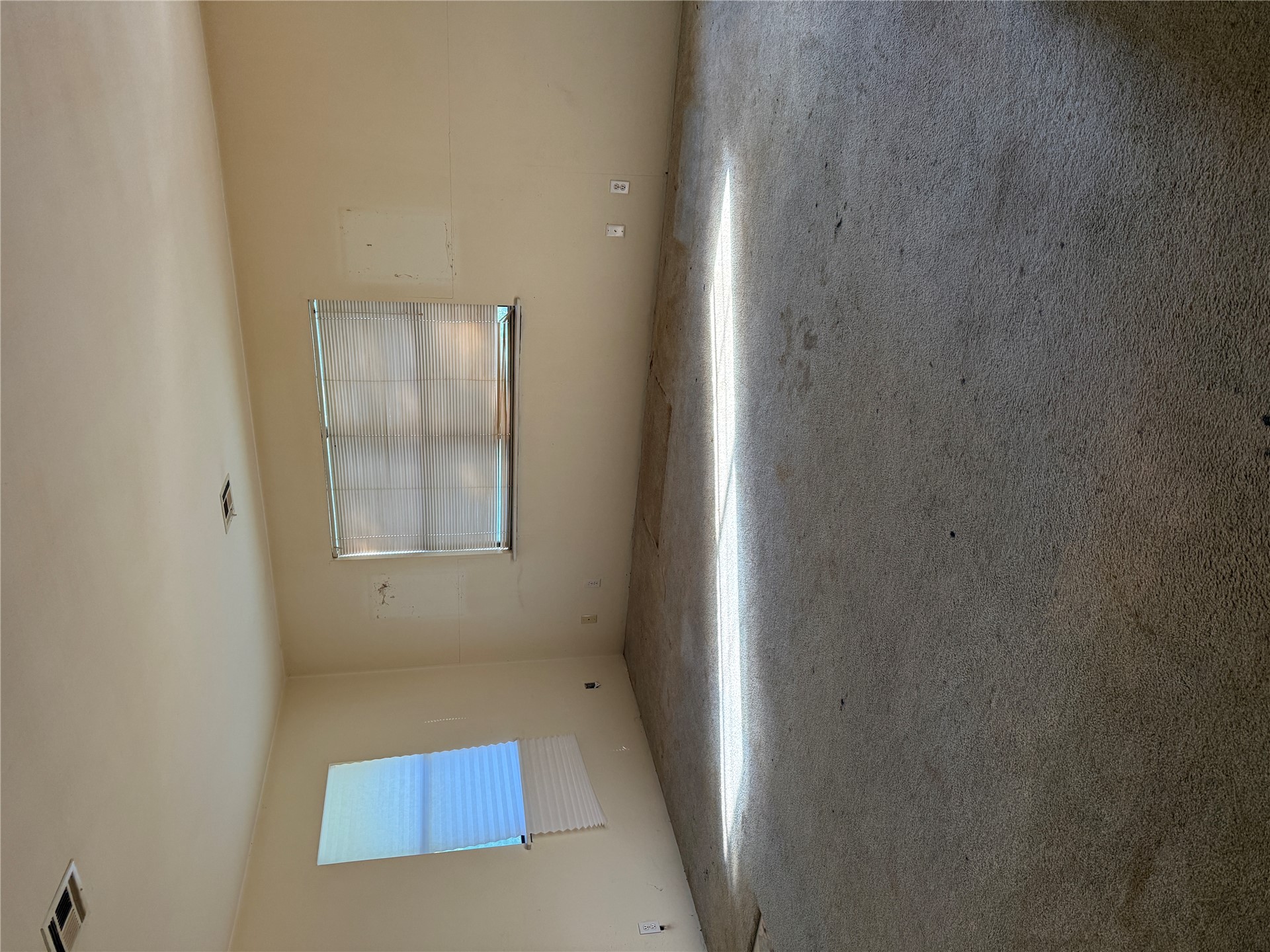 3302 S Campbell Creek Road Property Photo 19