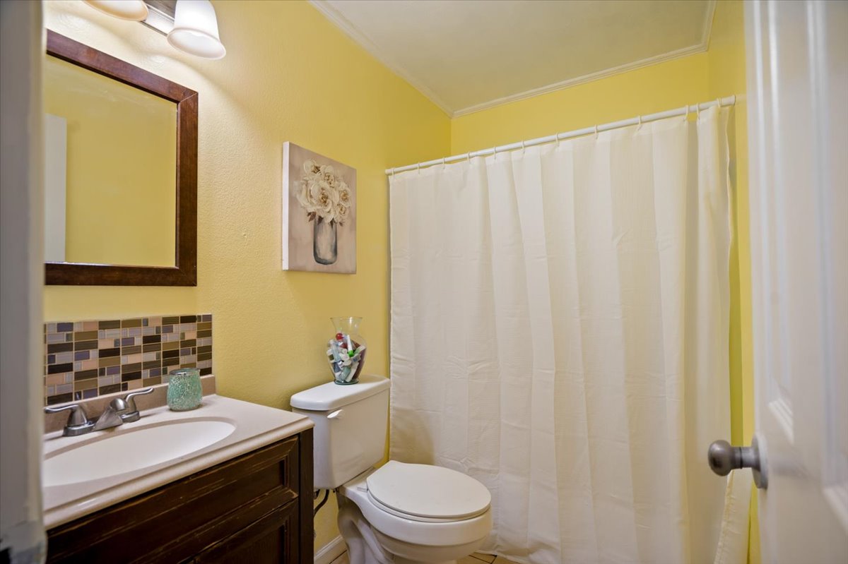 1231 B Street Ne Property Photo 14