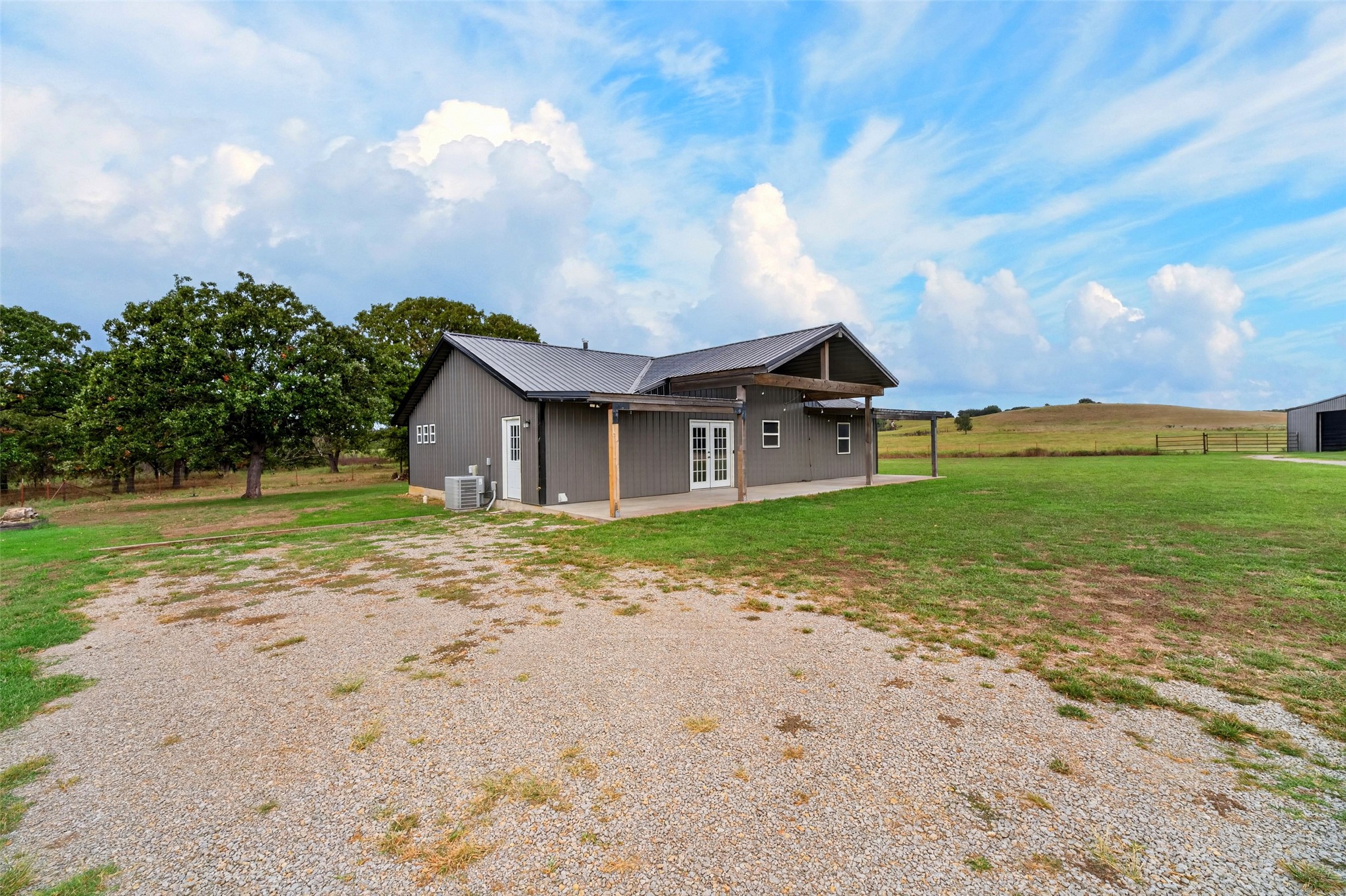 10636 Hwy 10 Property Photo 6