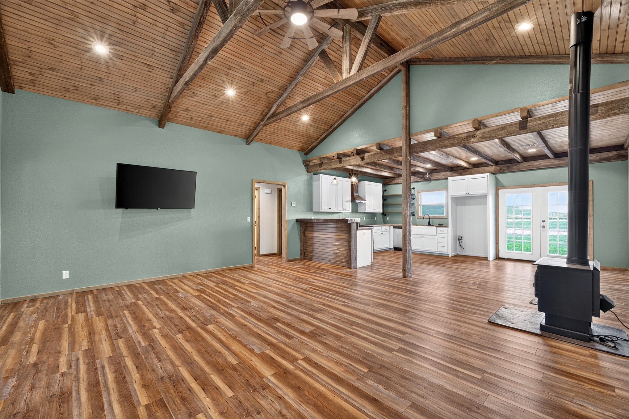 10636 Hwy 10 Property Photo 17