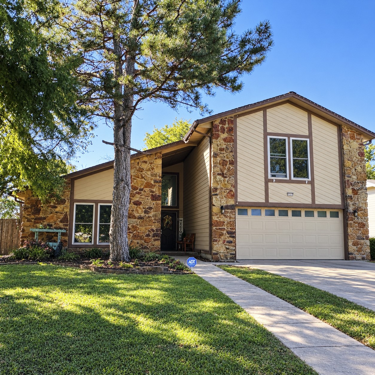 7108 E 90th Place S Property Photo 1