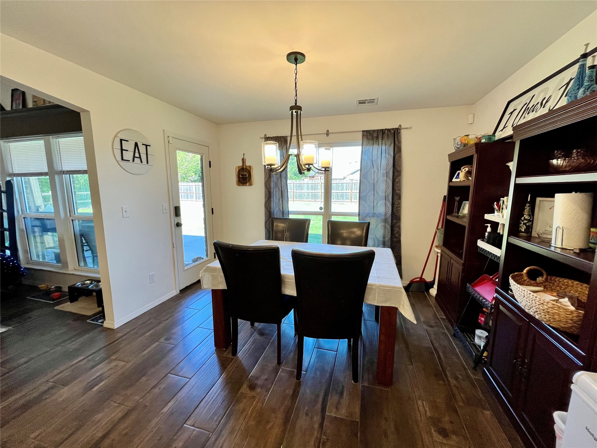 1316 E South Park Street Property Photo 9