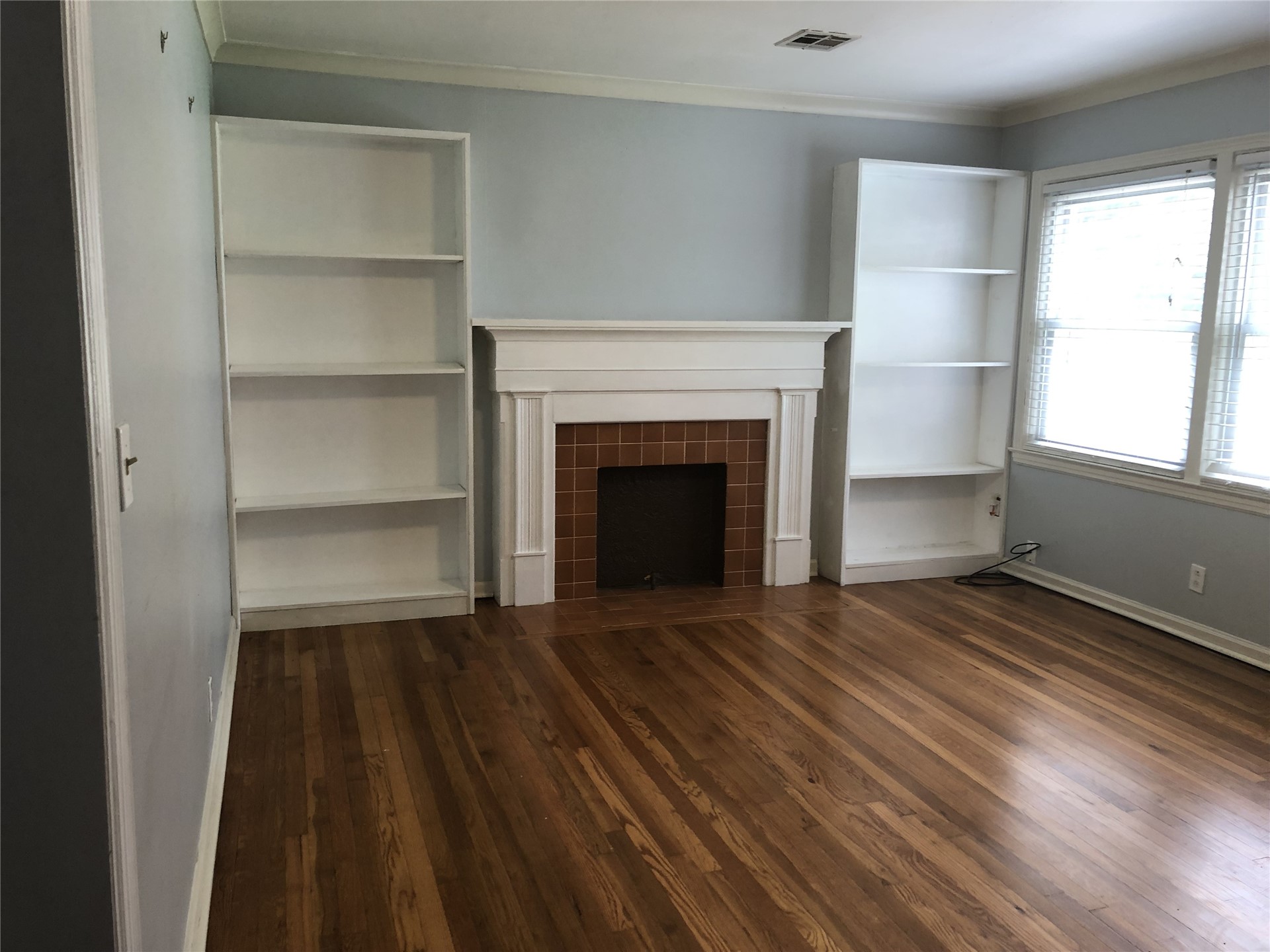 710 S New Haven Avenue E Property Photo 3