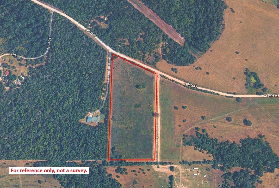 27000 E 785 Road Property Photo 1