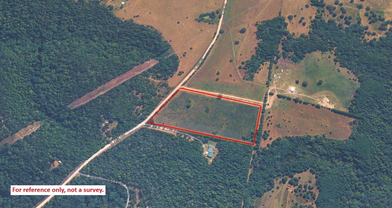 27000 E 785 Road Property Photo 4