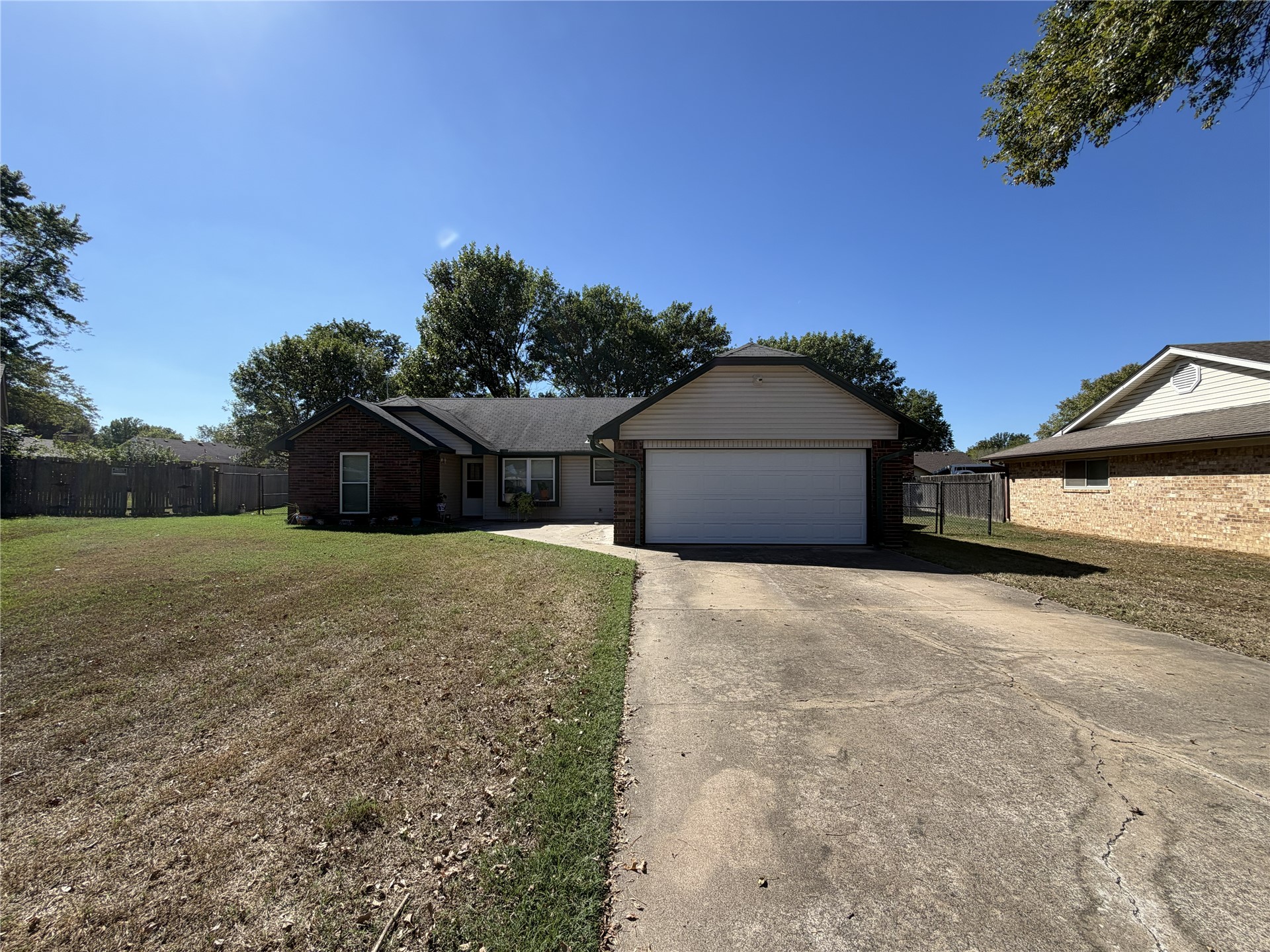 809 Patterson Property Photo 1