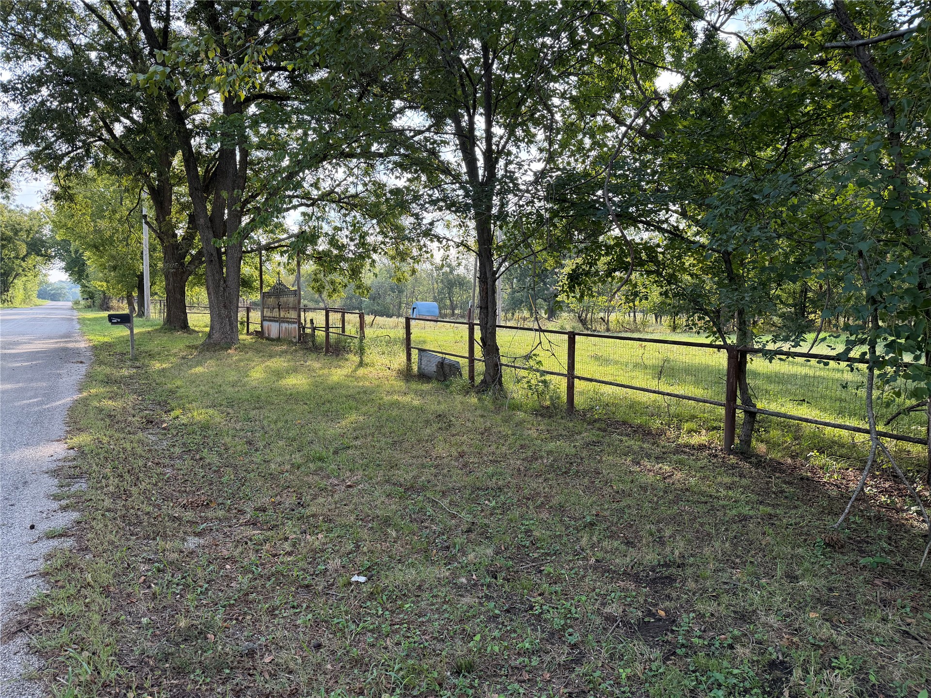 18402 E 335 Road Property Photo 5