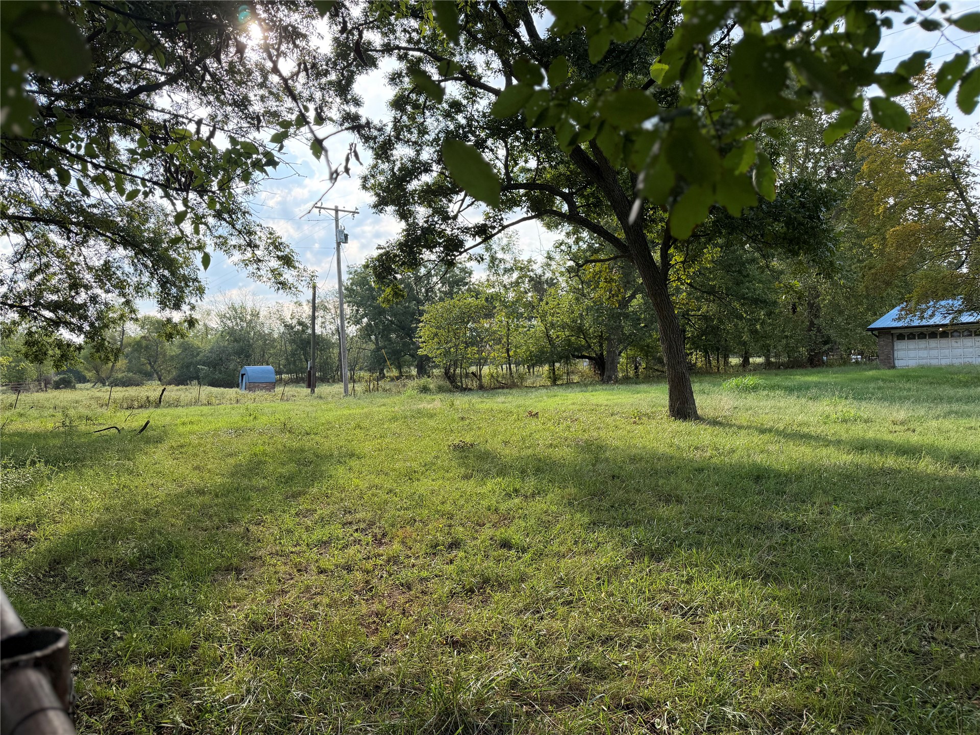 18402 E 335 Road Property Photo 6