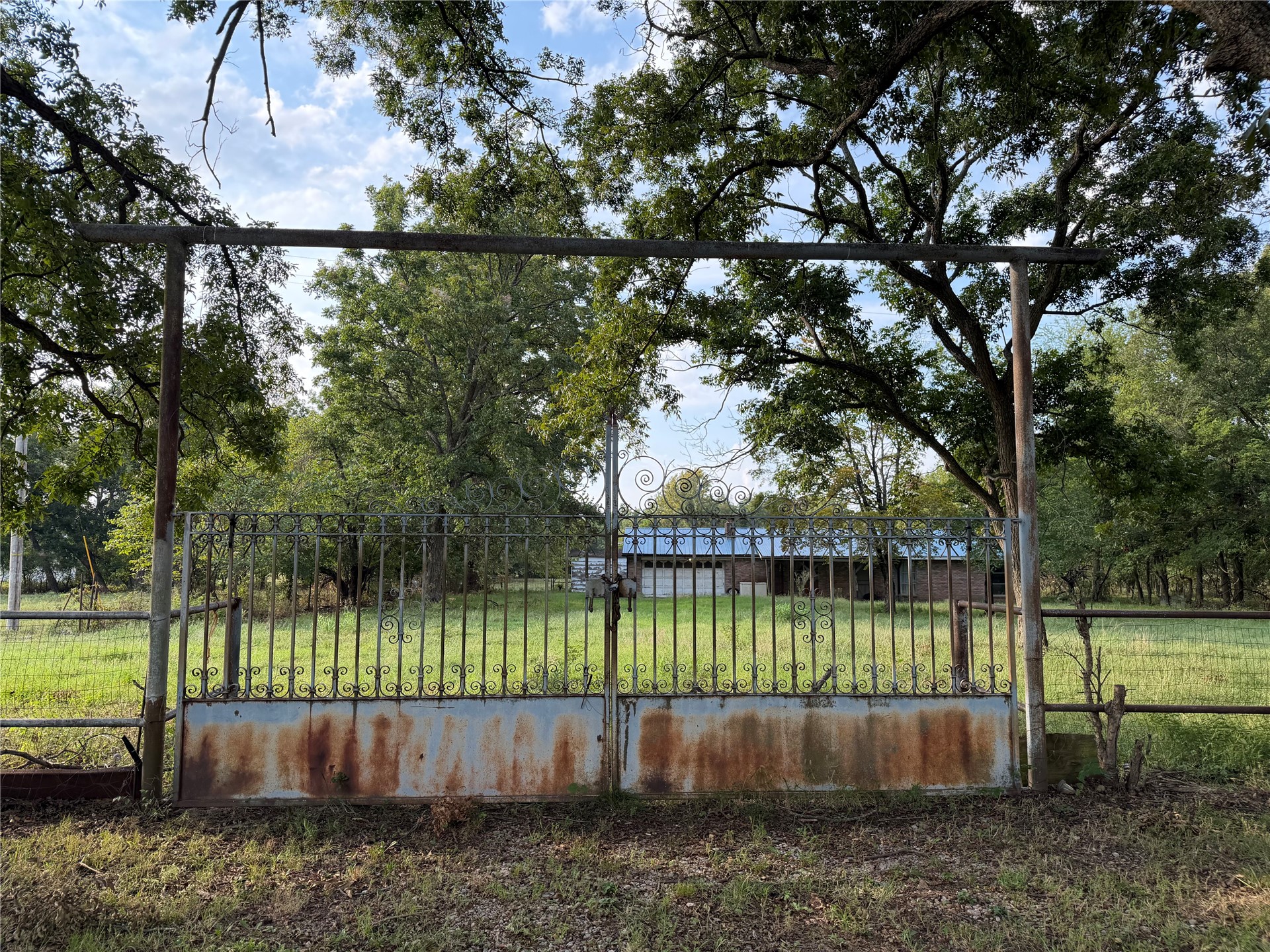 18402 E 335 Road Property Photo 9