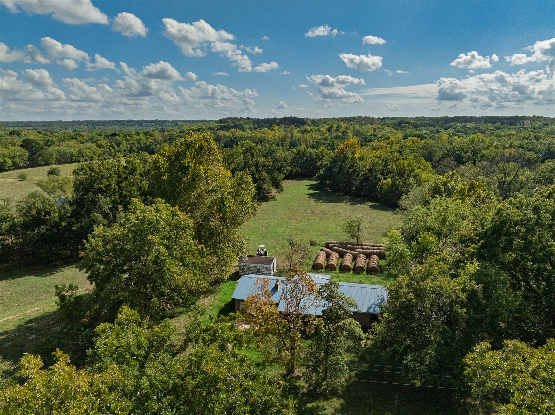 18402 E 335 Road Property Photo 52
