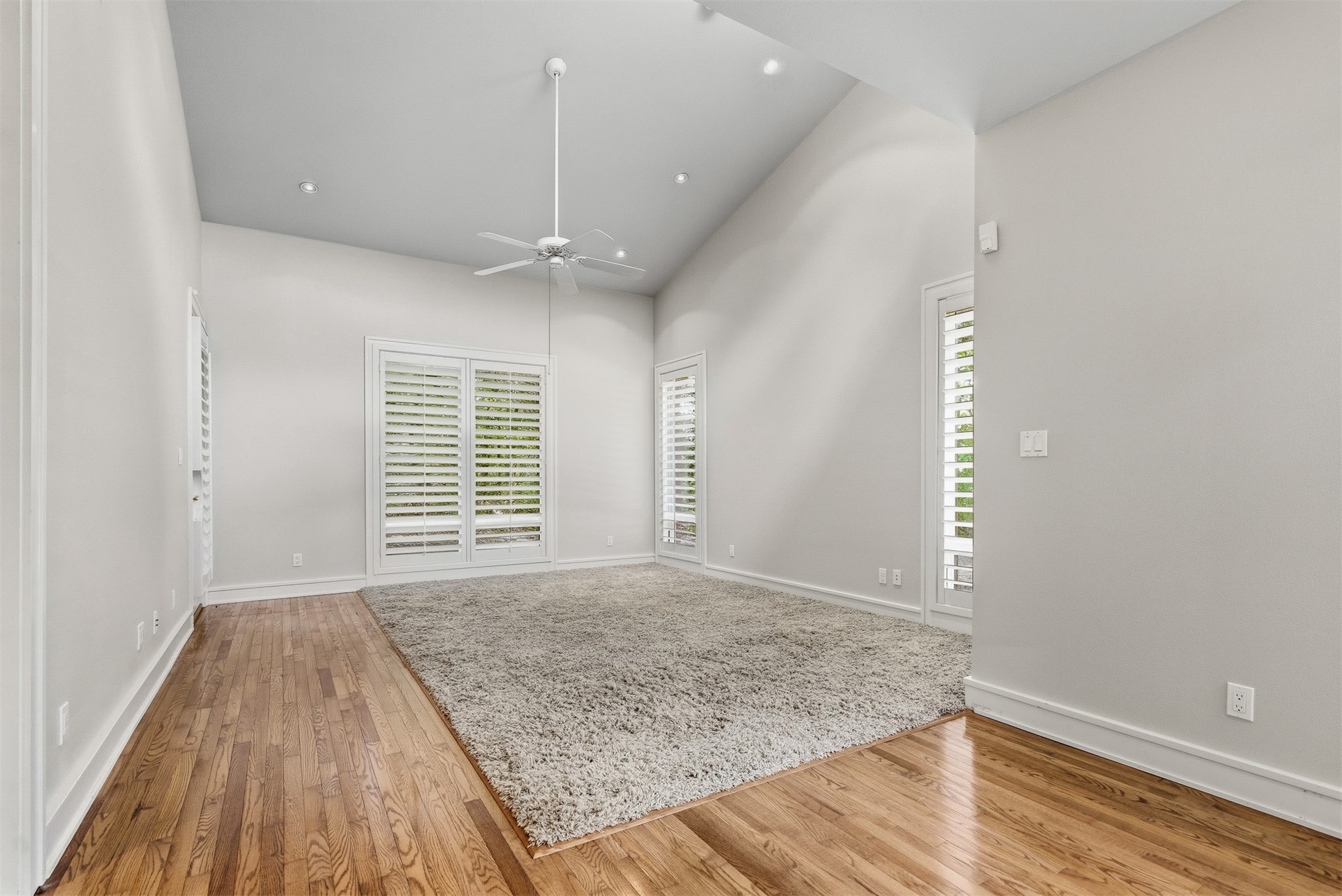 260 Country Club Road Property Photo 17