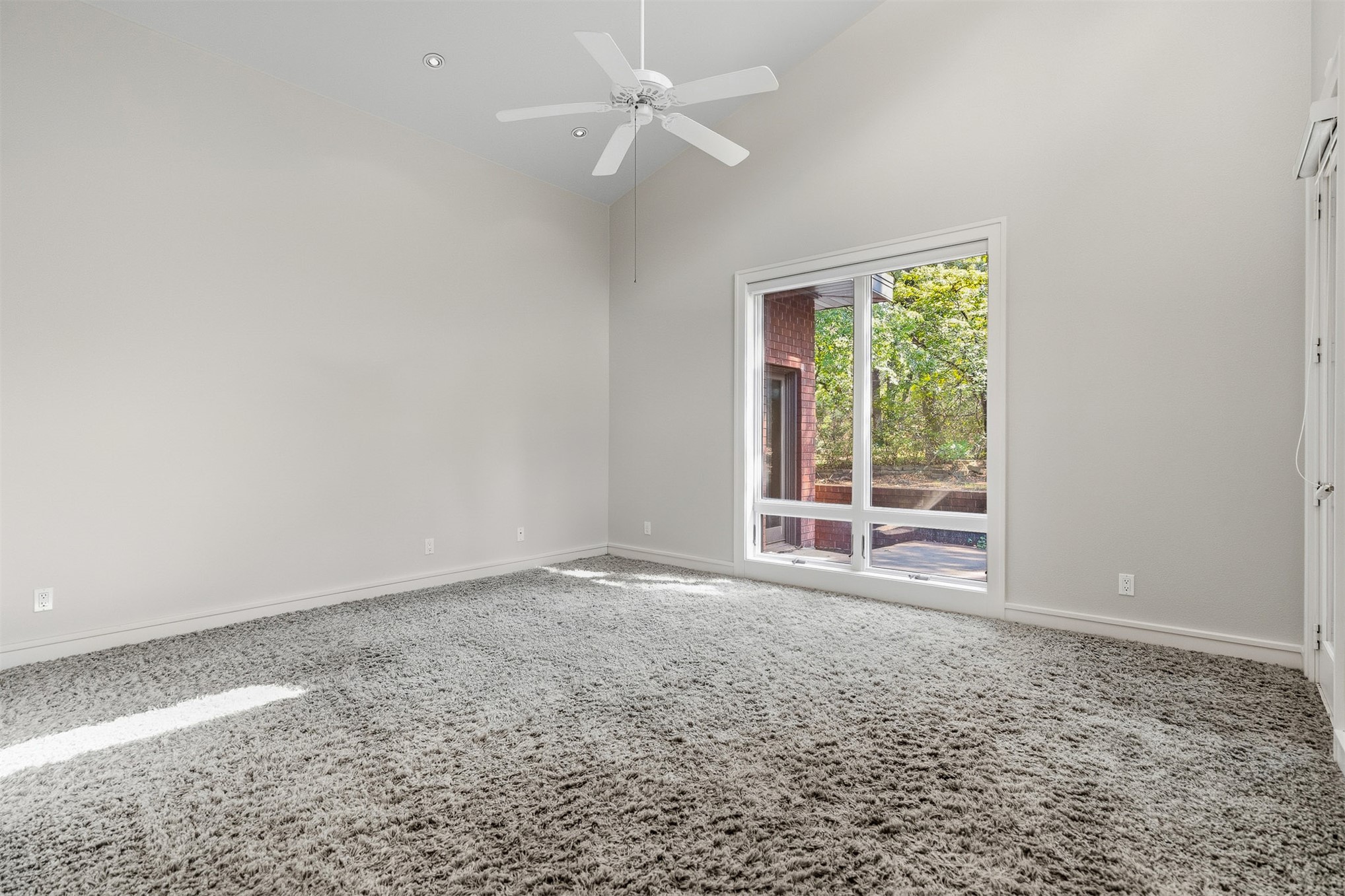 260 Country Club Road Property Photo 31