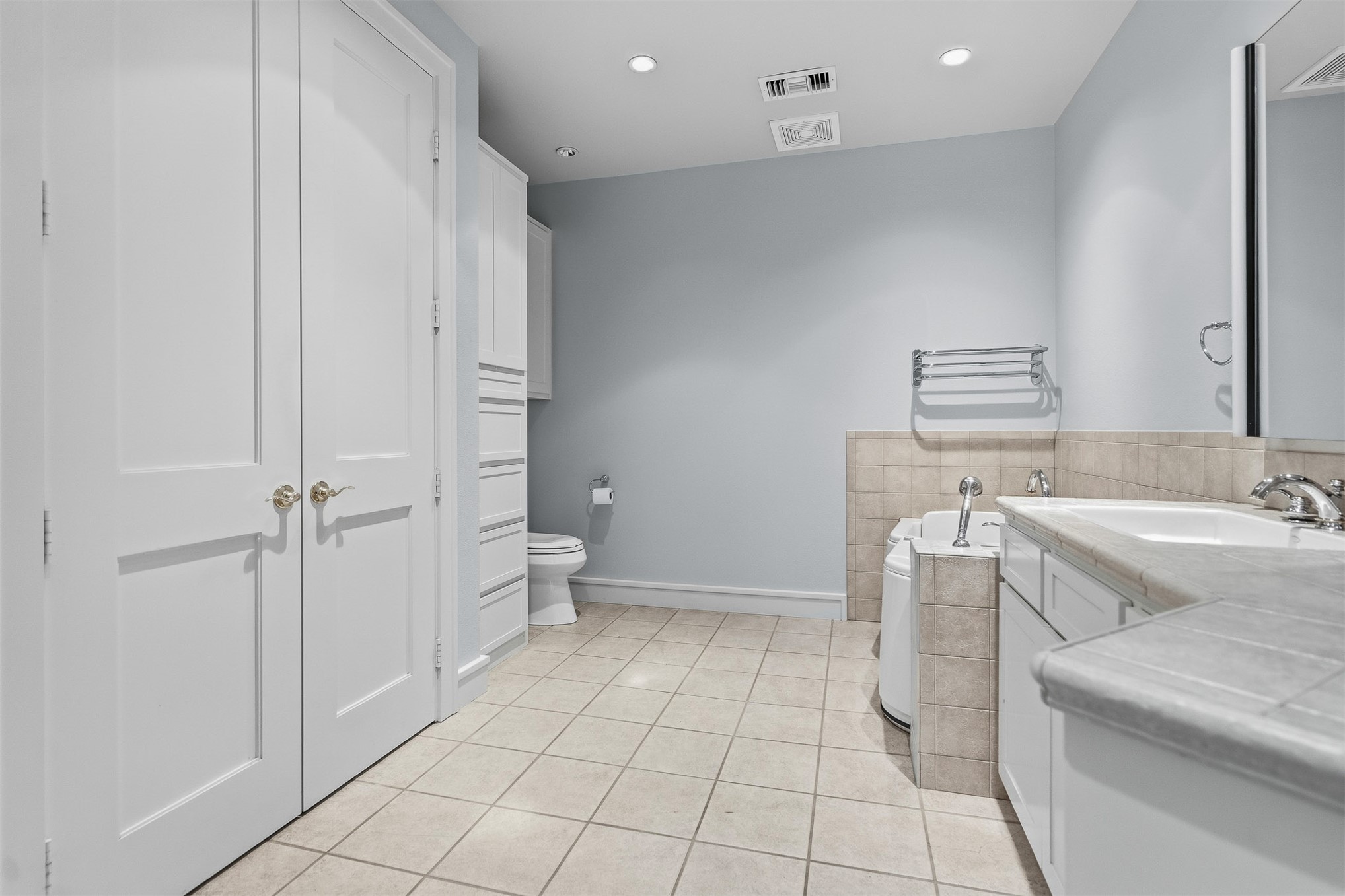 260 Country Club Road Property Photo 35