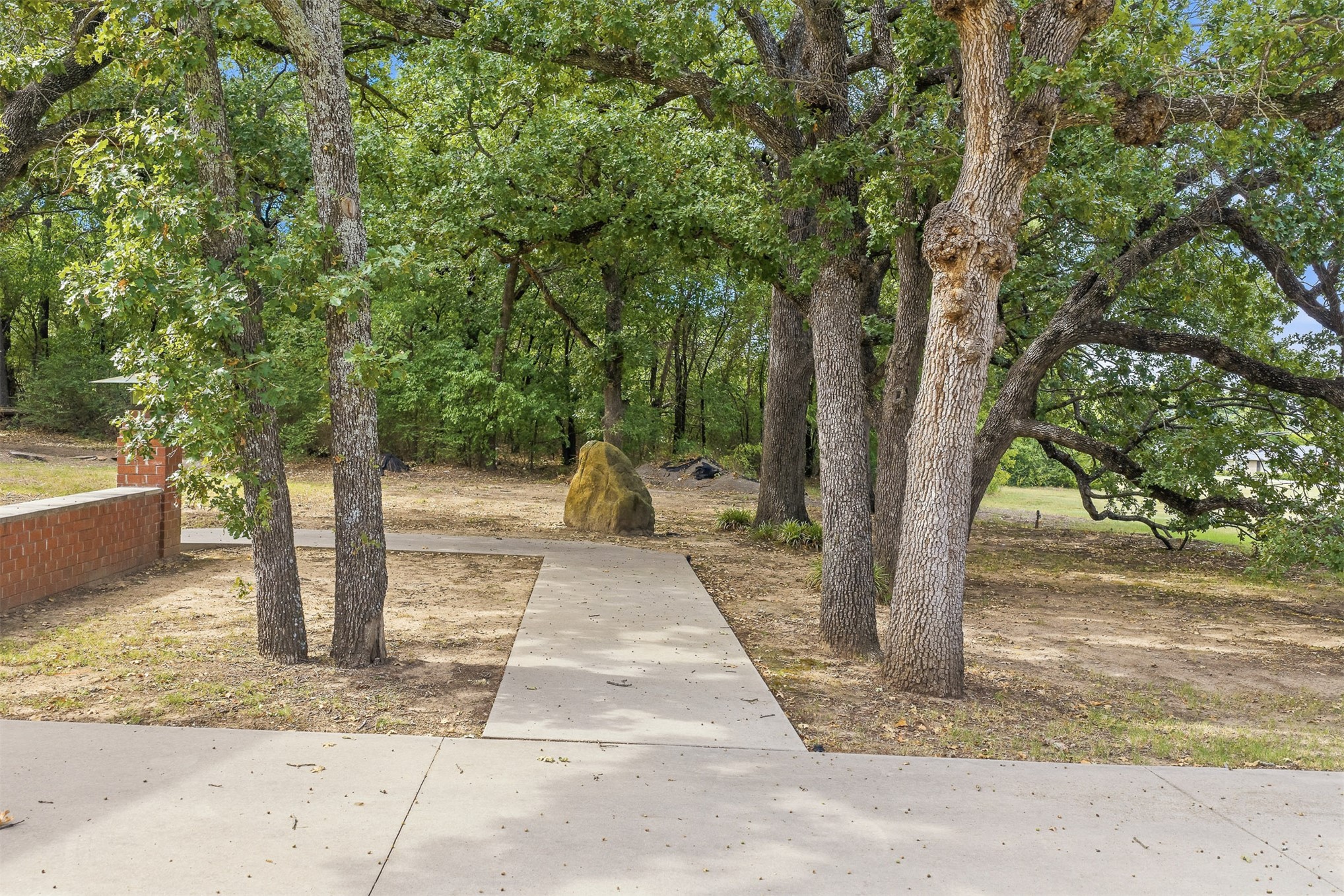 260 Country Club Road Property Photo 42