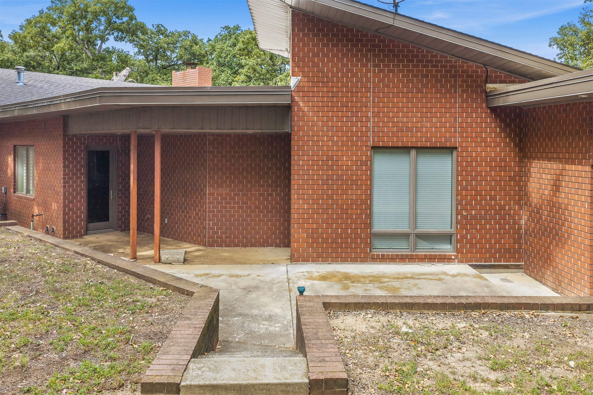 260 Country Club Road Property Photo 47