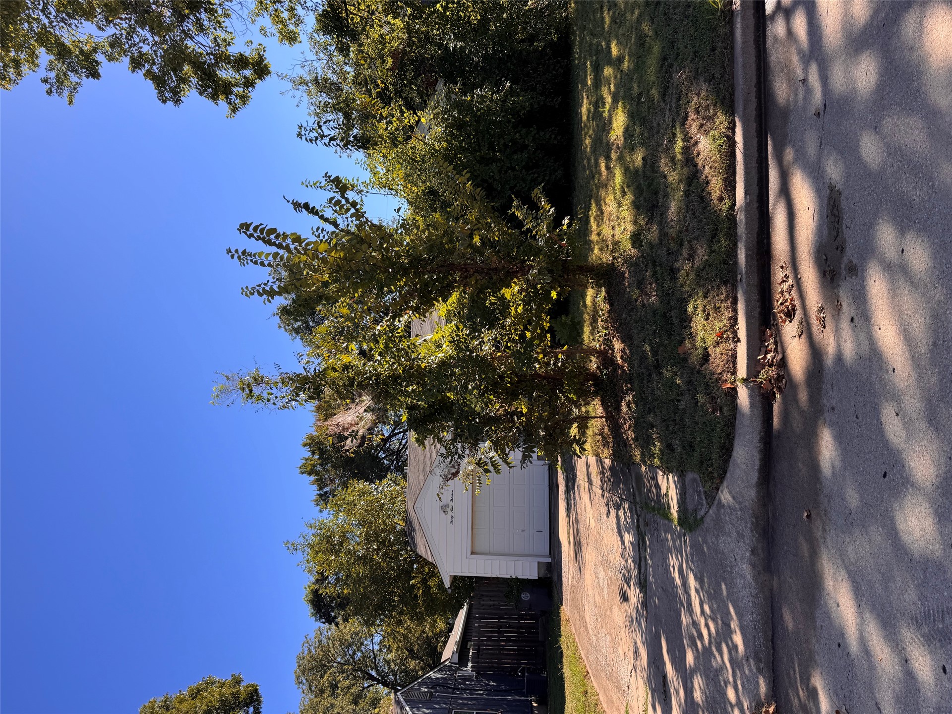 3913 S Madison Avenue Property Photo 1