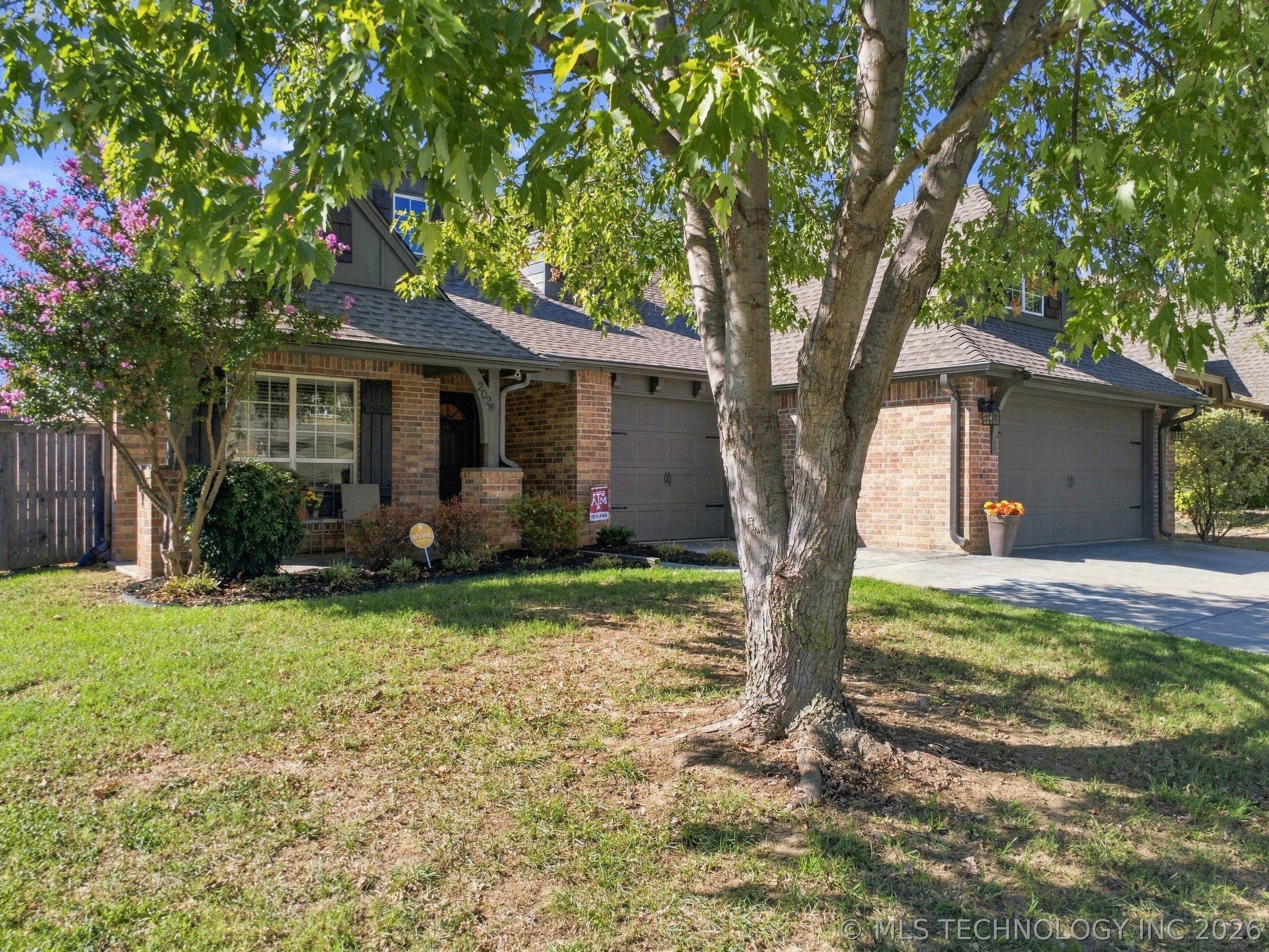 2024 E 133rd Court Property Photo 2