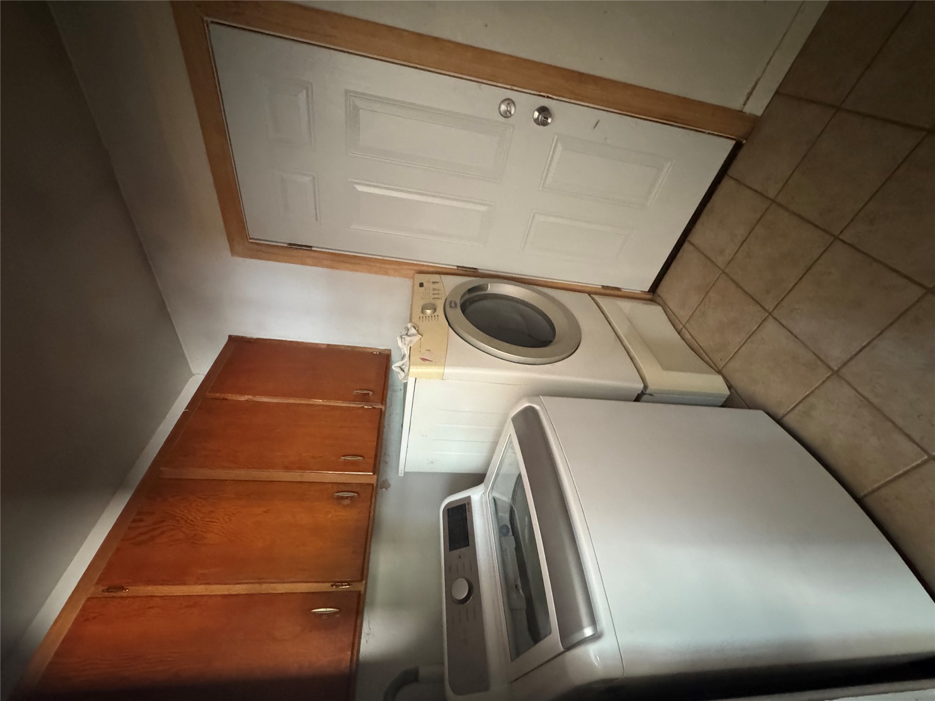 815 W Emberton Property Photo 10