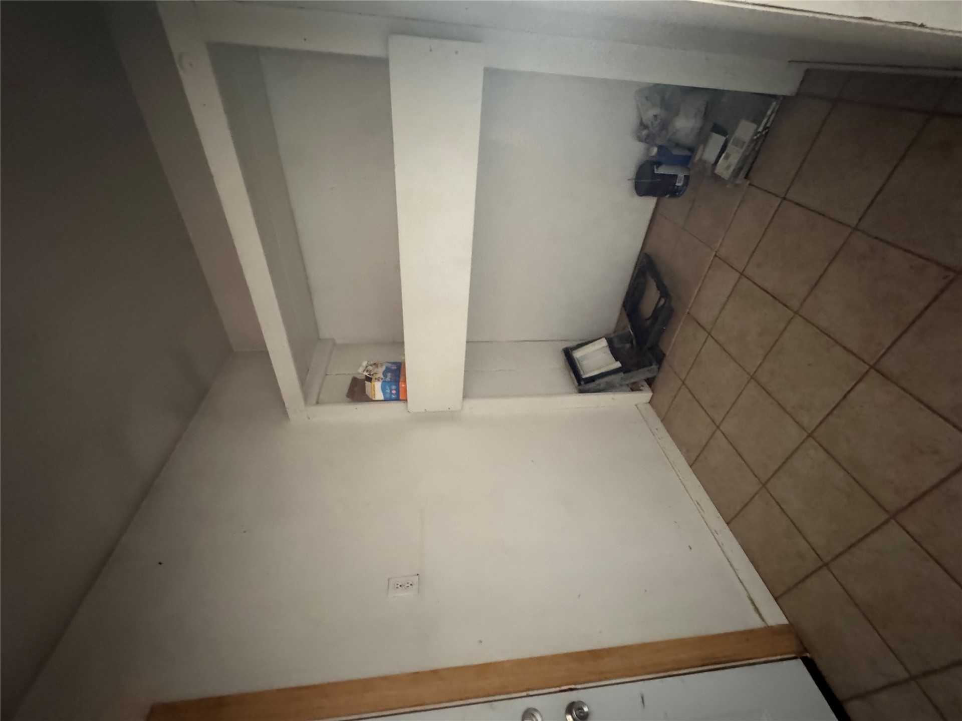 815 W Emberton Property Photo 11