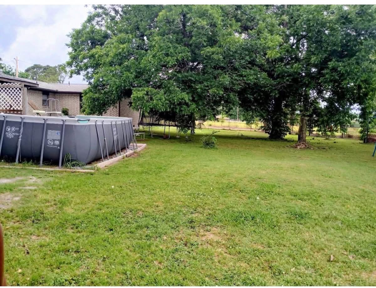 815 W Emberton Property Photo 14