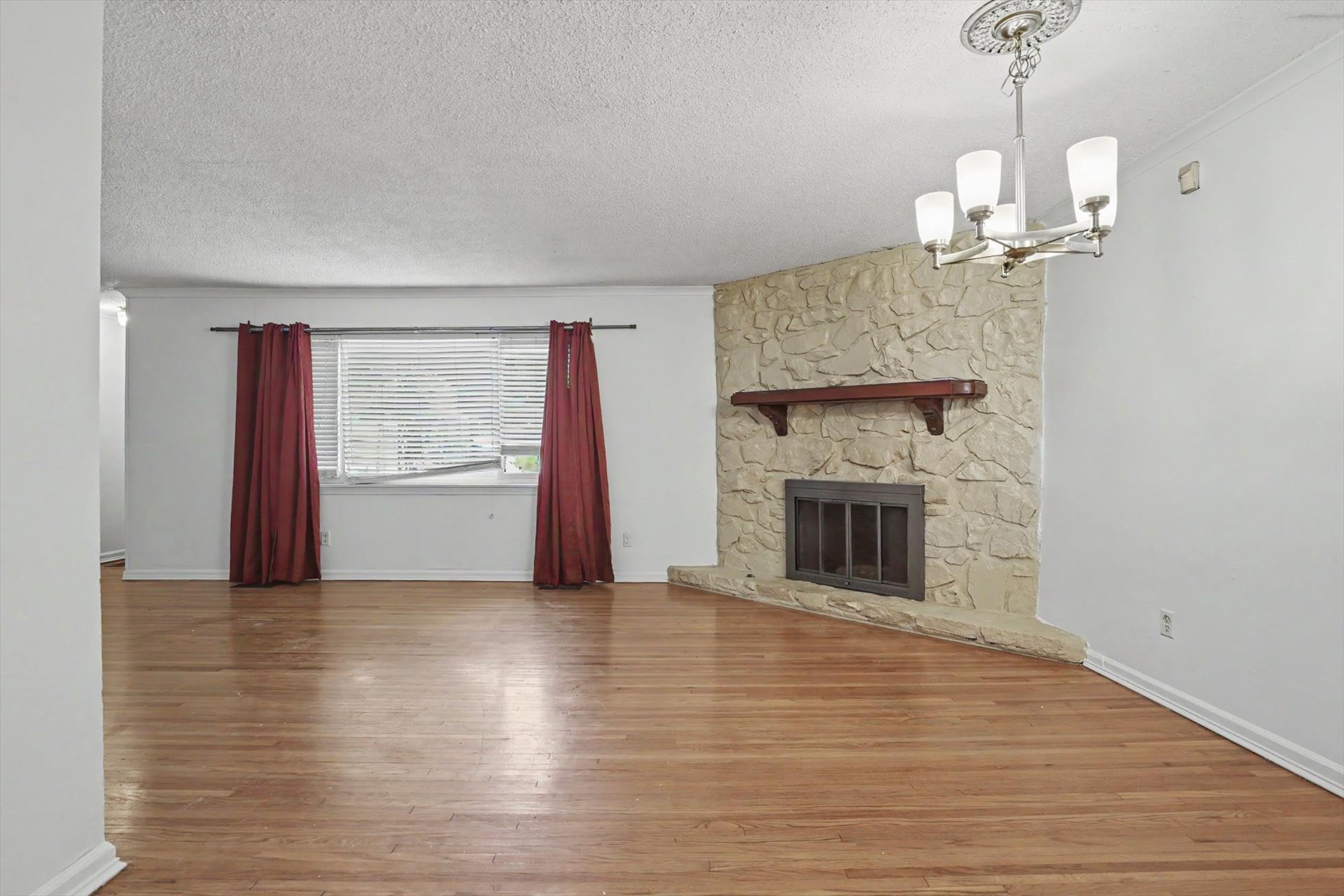 4029 S Vandalia Avenue Property Photo 9