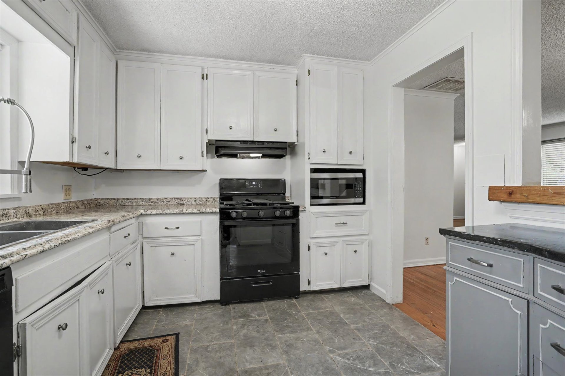 4029 S Vandalia Avenue Property Photo 12