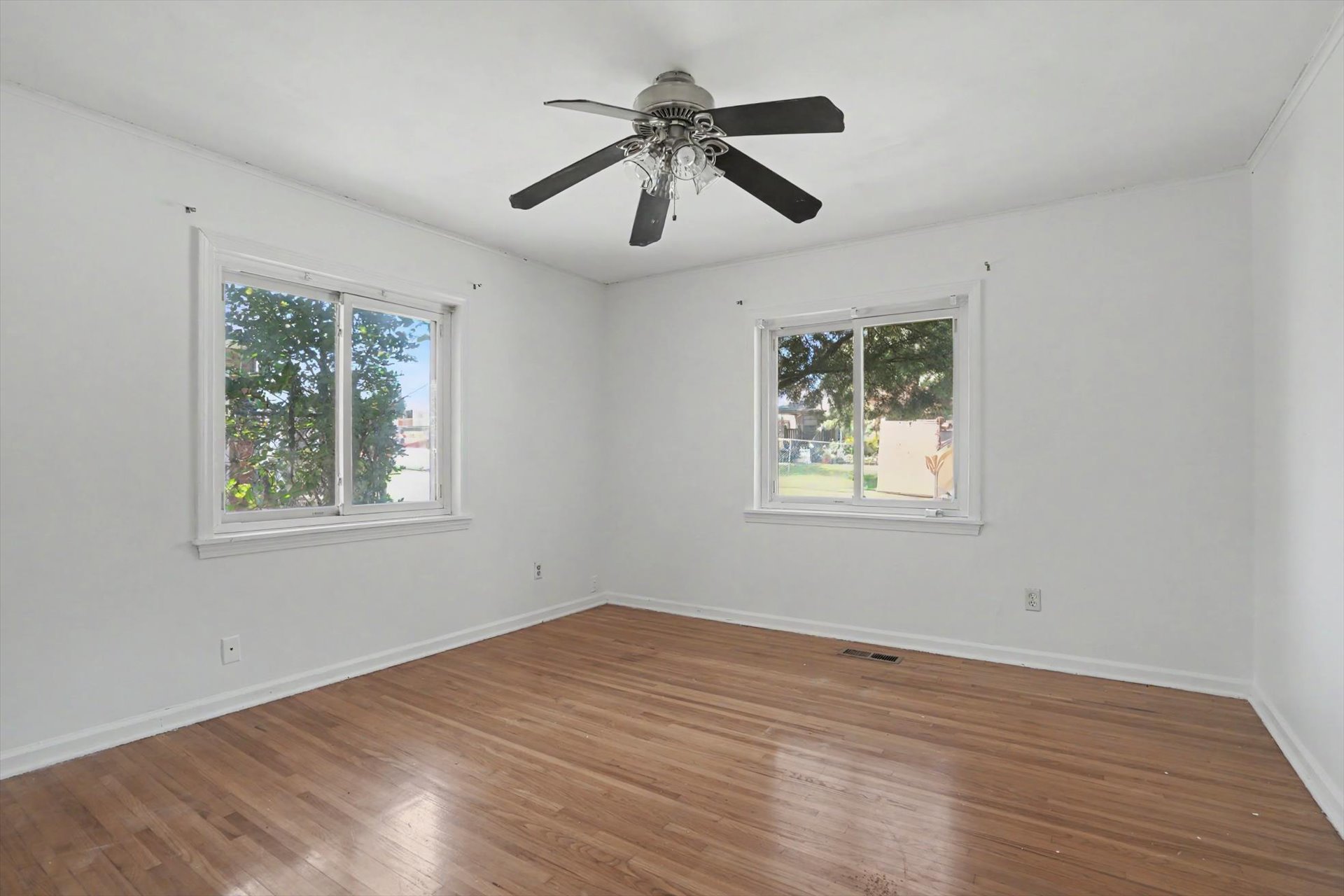 4029 S Vandalia Avenue Property Photo 14