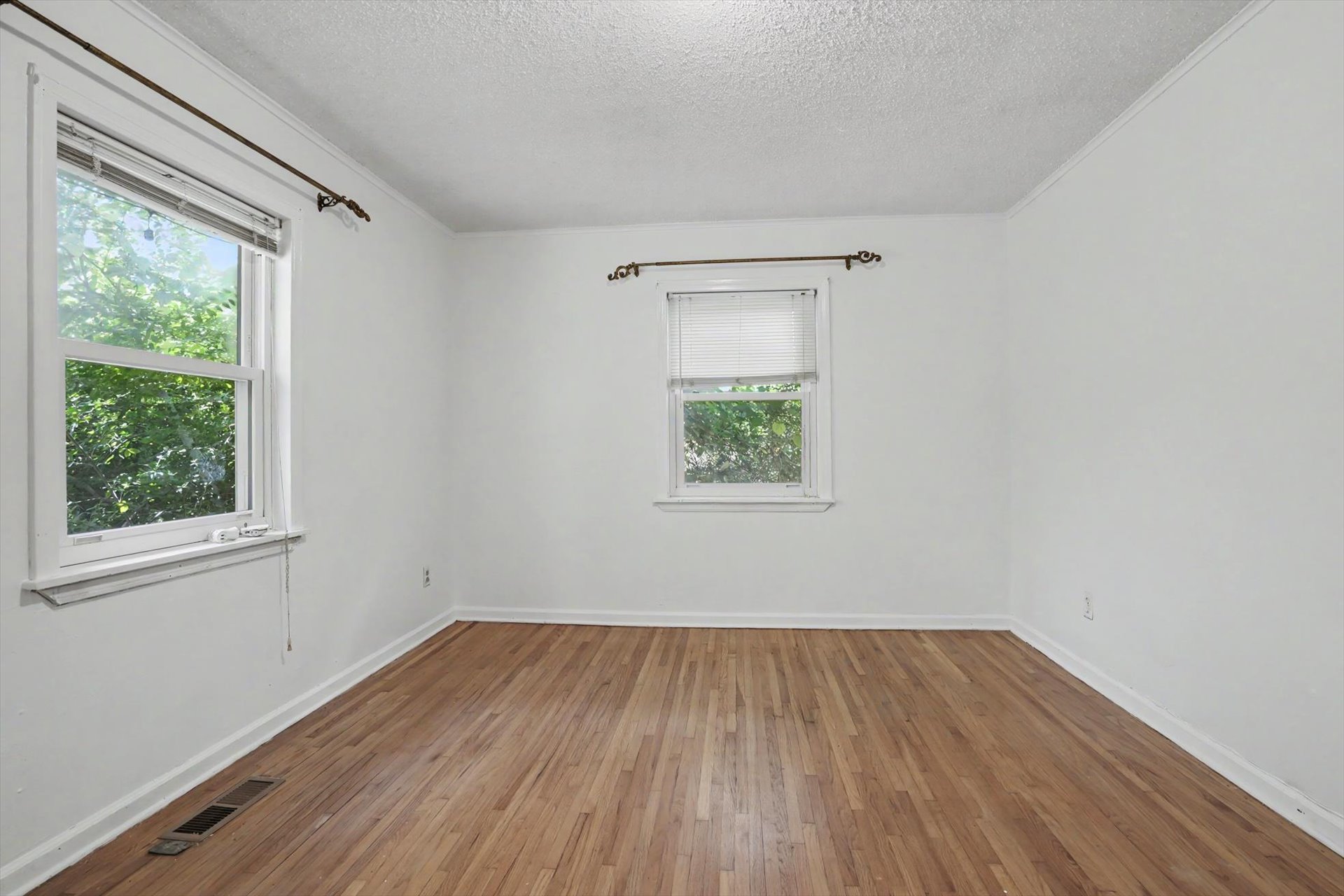 4029 S Vandalia Avenue Property Photo 23