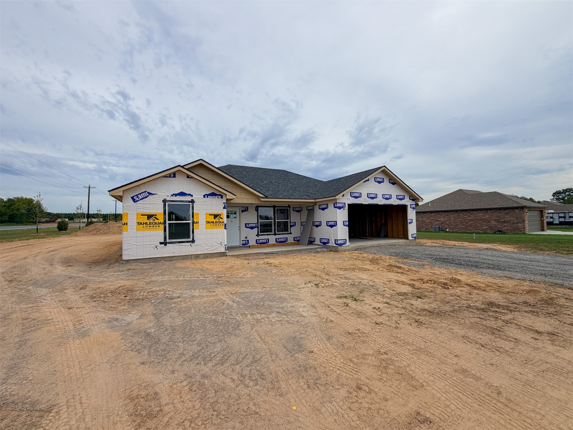 18010 S Vaughn Road Property Photo 2