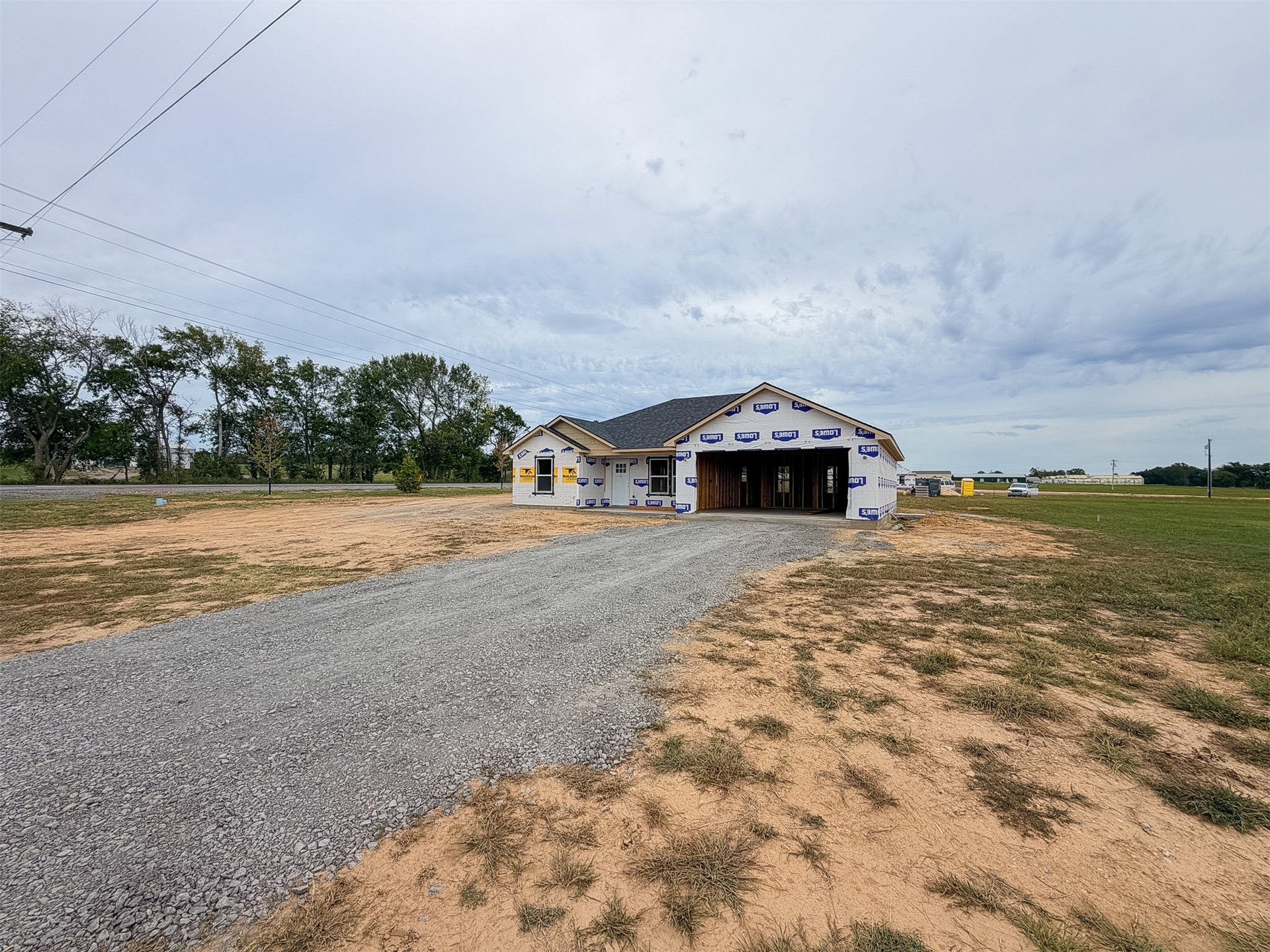 18010 S Vaughn Road Property Photo 4