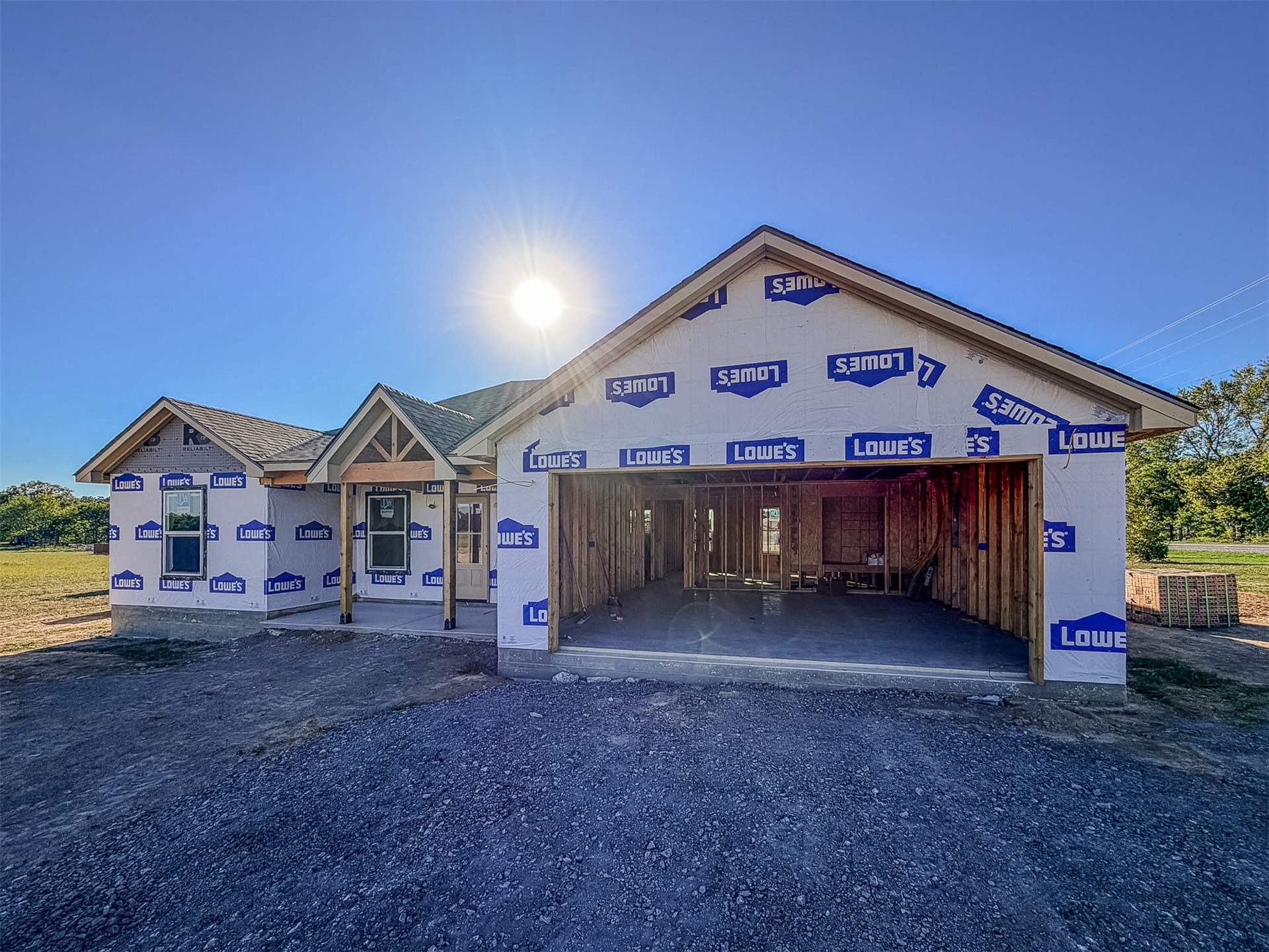 18015 S 441 Road Property Photo 2