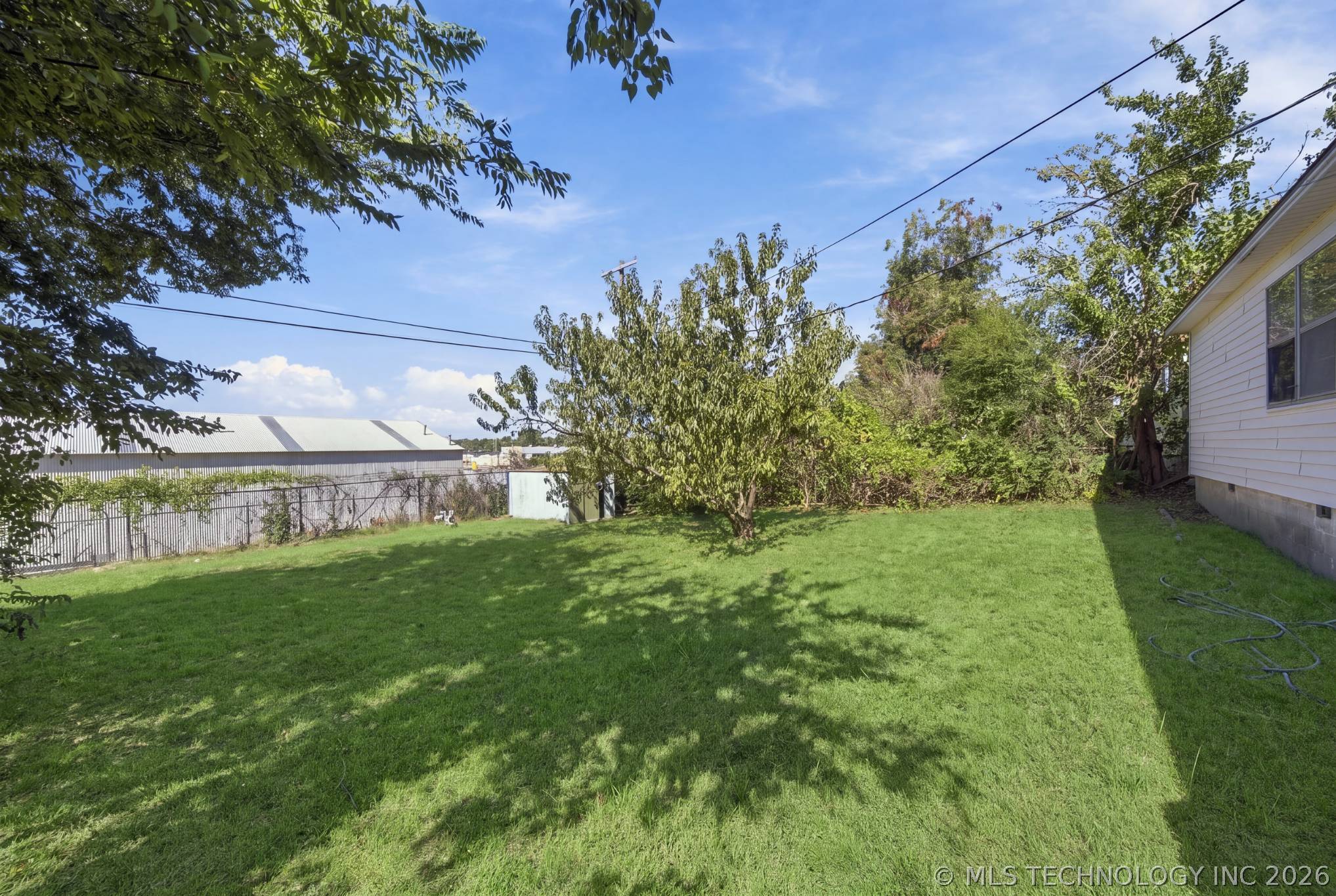 1710 S Lakewood Avenue Property Photo 27